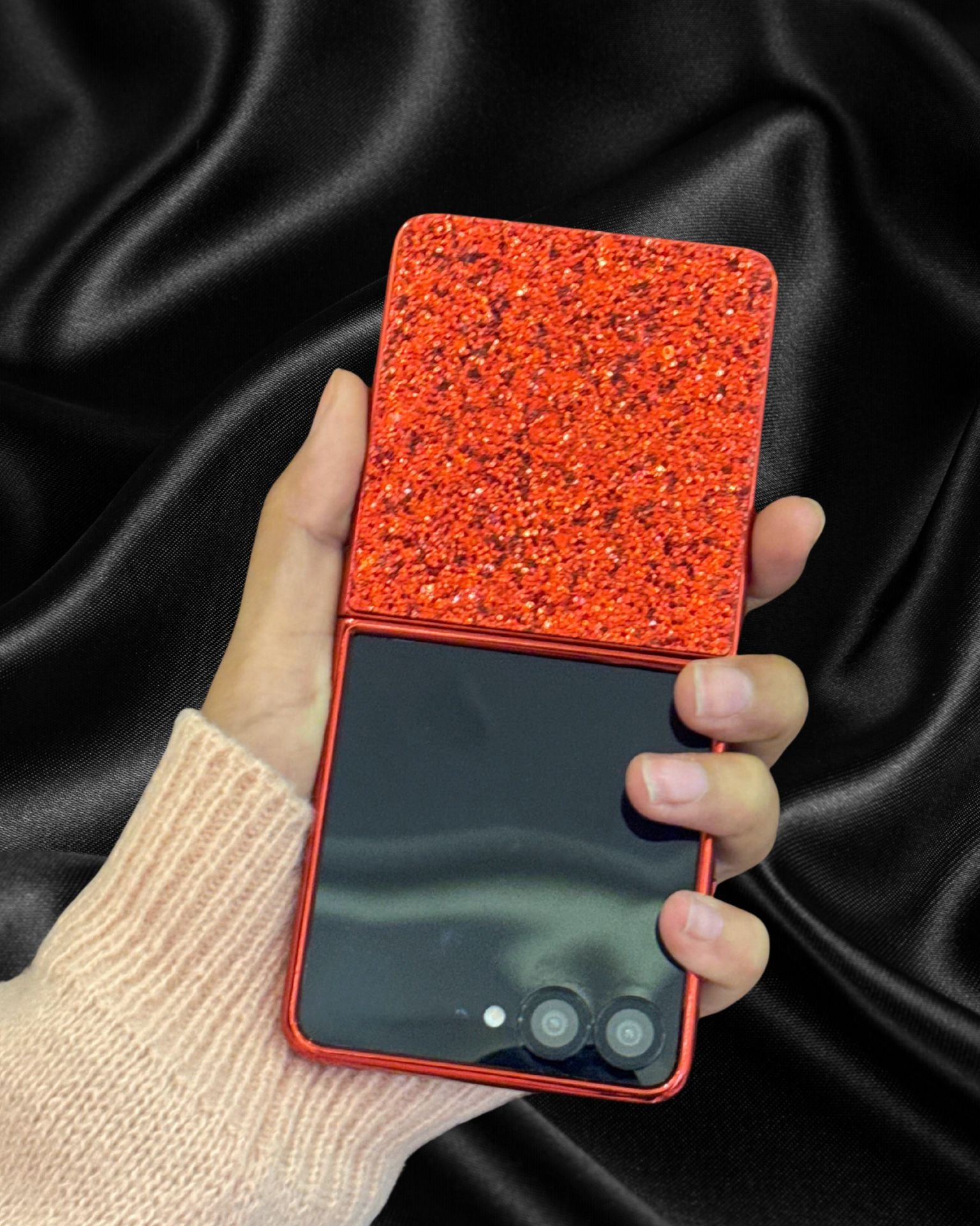 Samsung Galaxy Z Flip 7 Bling Glitter Sequin Cover - protective case detail
