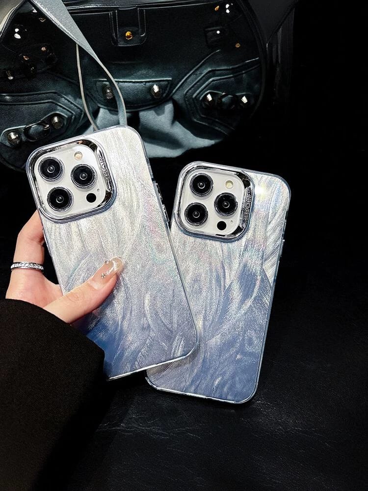 iPhone 14 Plus Zazzy 3D Shining Effect Cover - lifestyle