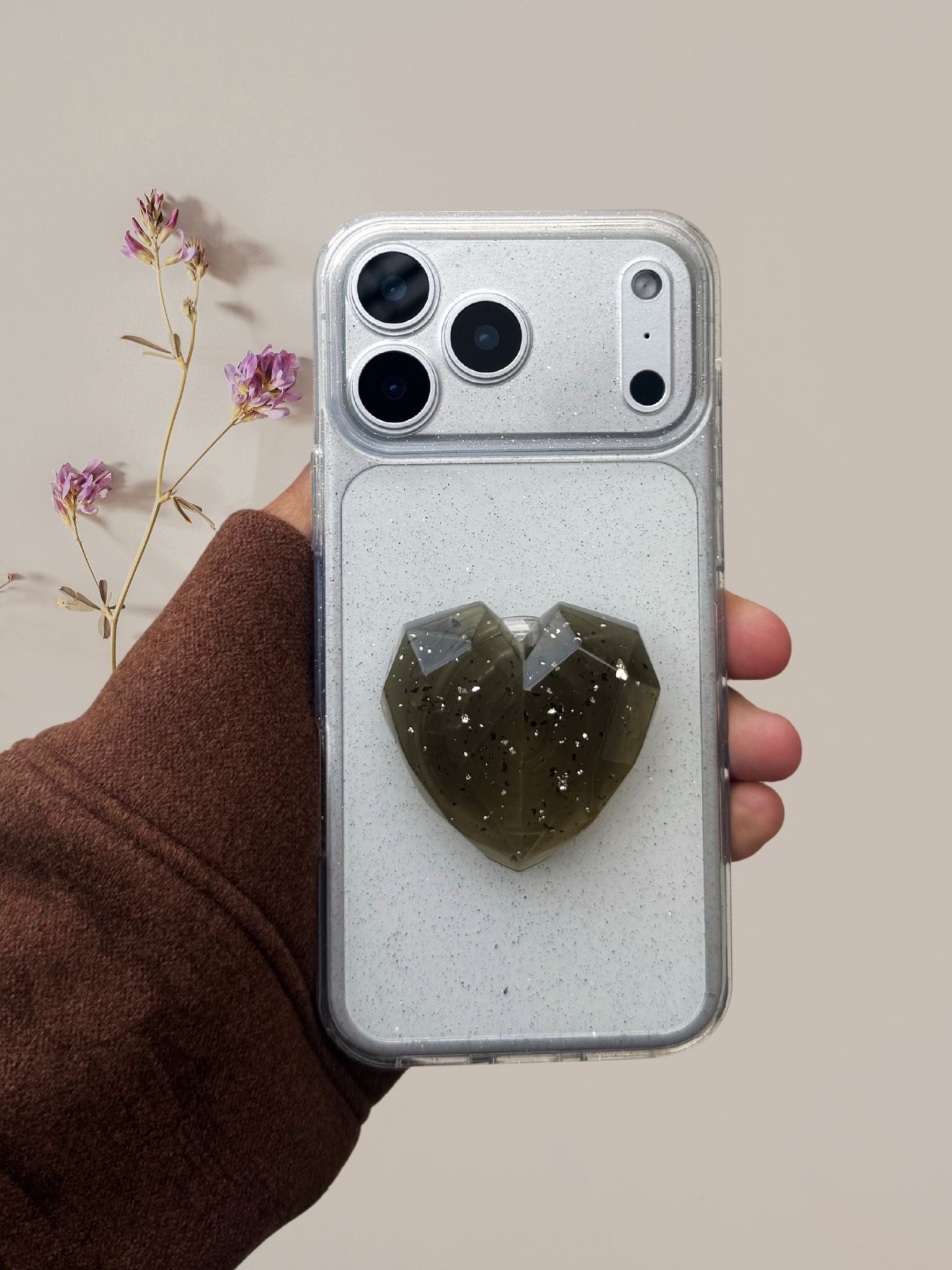 Dark gray 3D Glitter Heart Phone Gripper Holder - protective case detail
