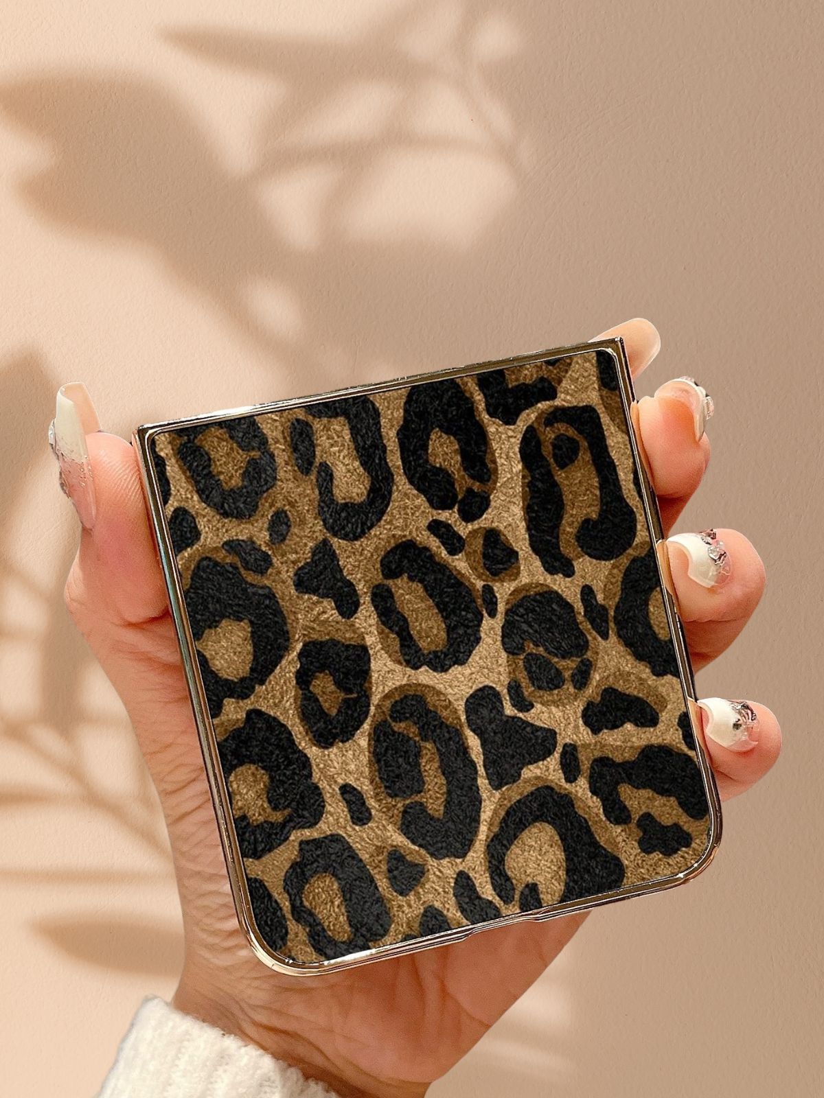 Leopard Print Gold Electroplated Cover iPhone cover – JustAndBest India