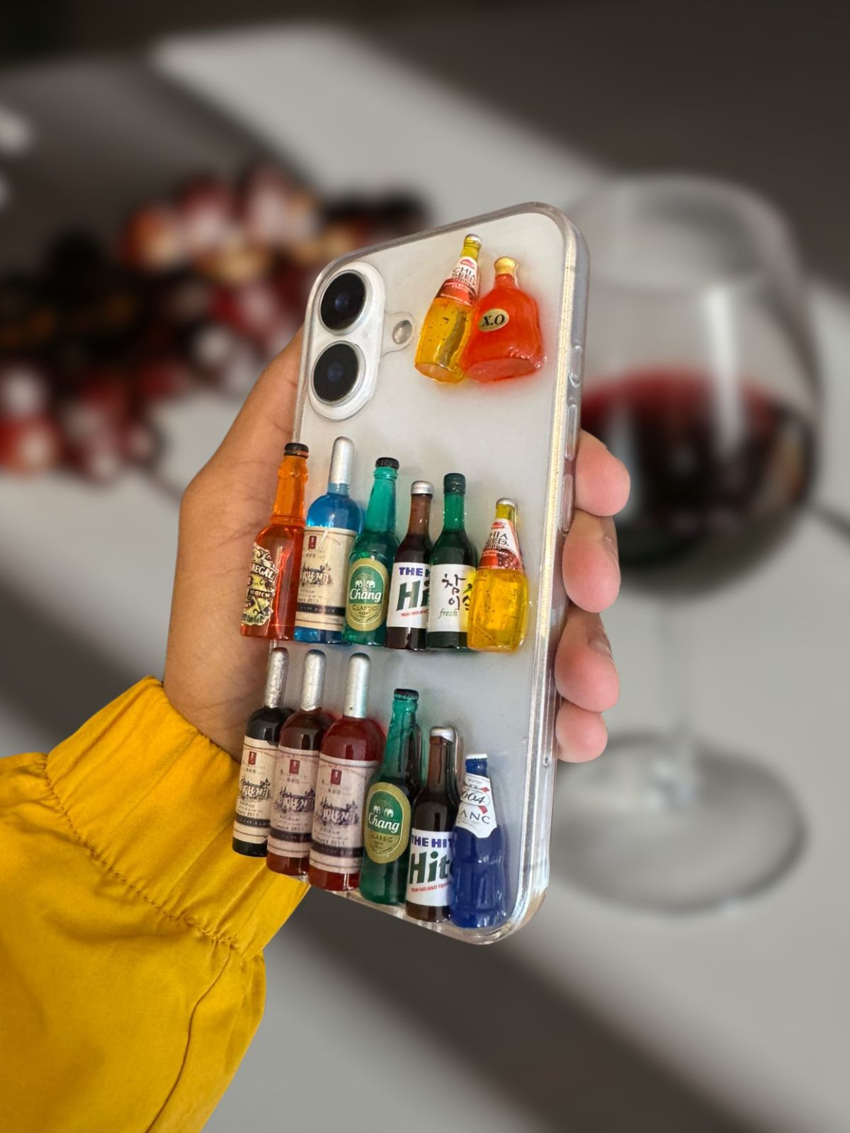 iPhone 16 Series 3D Wine Bottles Transparent Cover - slim profile
