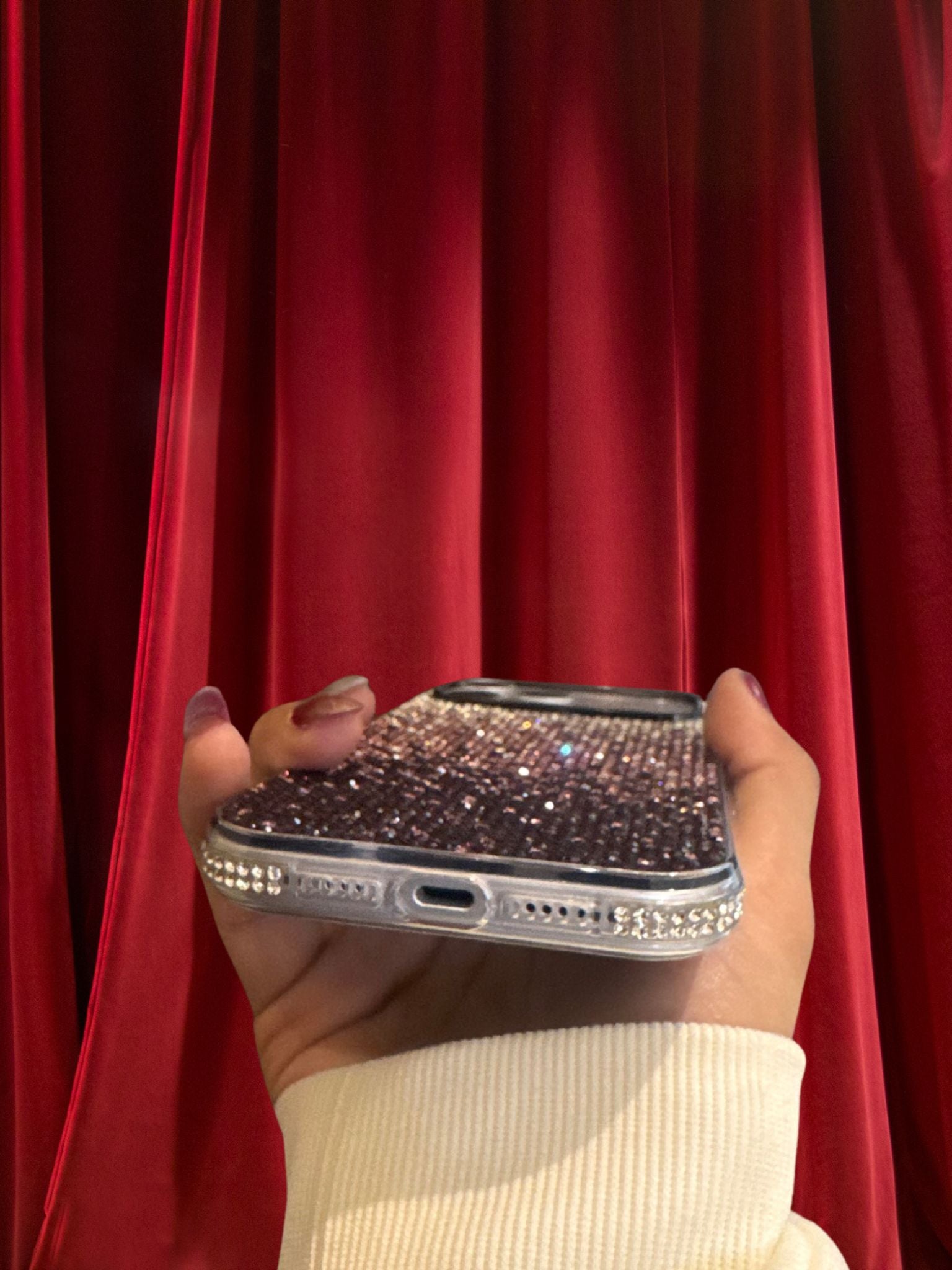 iPhone 17 Series Bling Gradient Rhinestones Cover - protective case detail