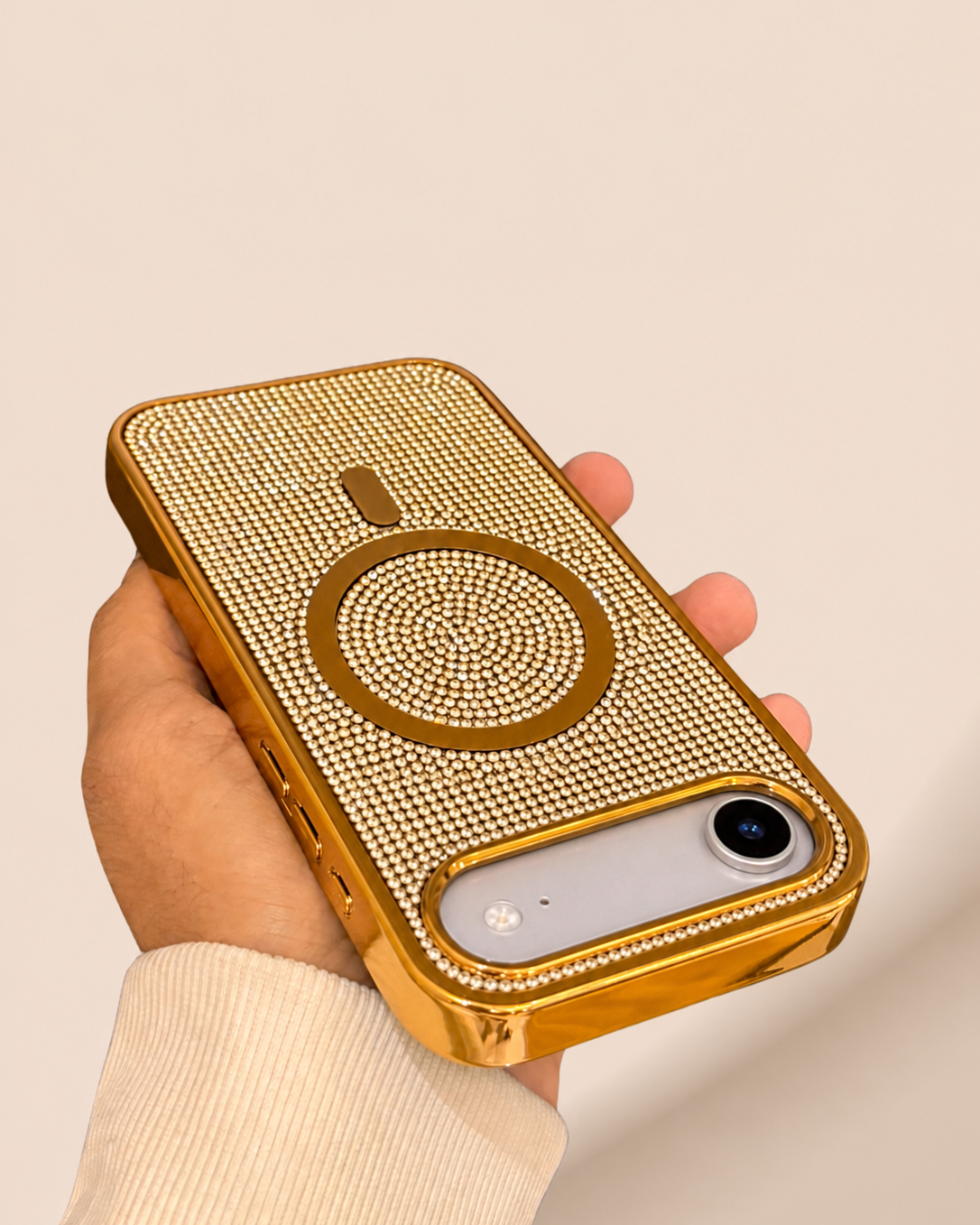 iPhone 17 Series Diamond Rhinestones Cover - protective case detail