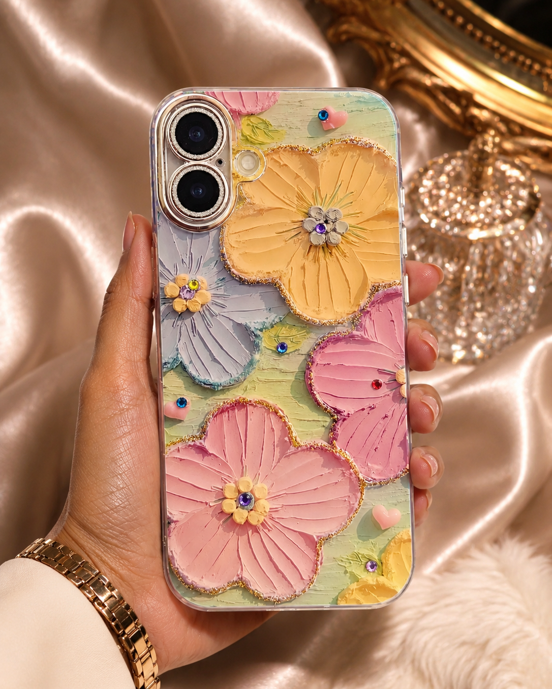 iPhone 17 Series Floral Glossy Glitter Cover - protective case detail