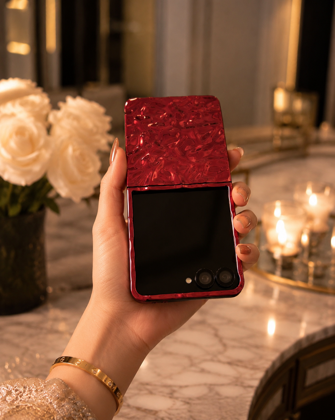 Samsung Galaxy Z Flip 7 Lava Red Glossy Cover - protective case detail