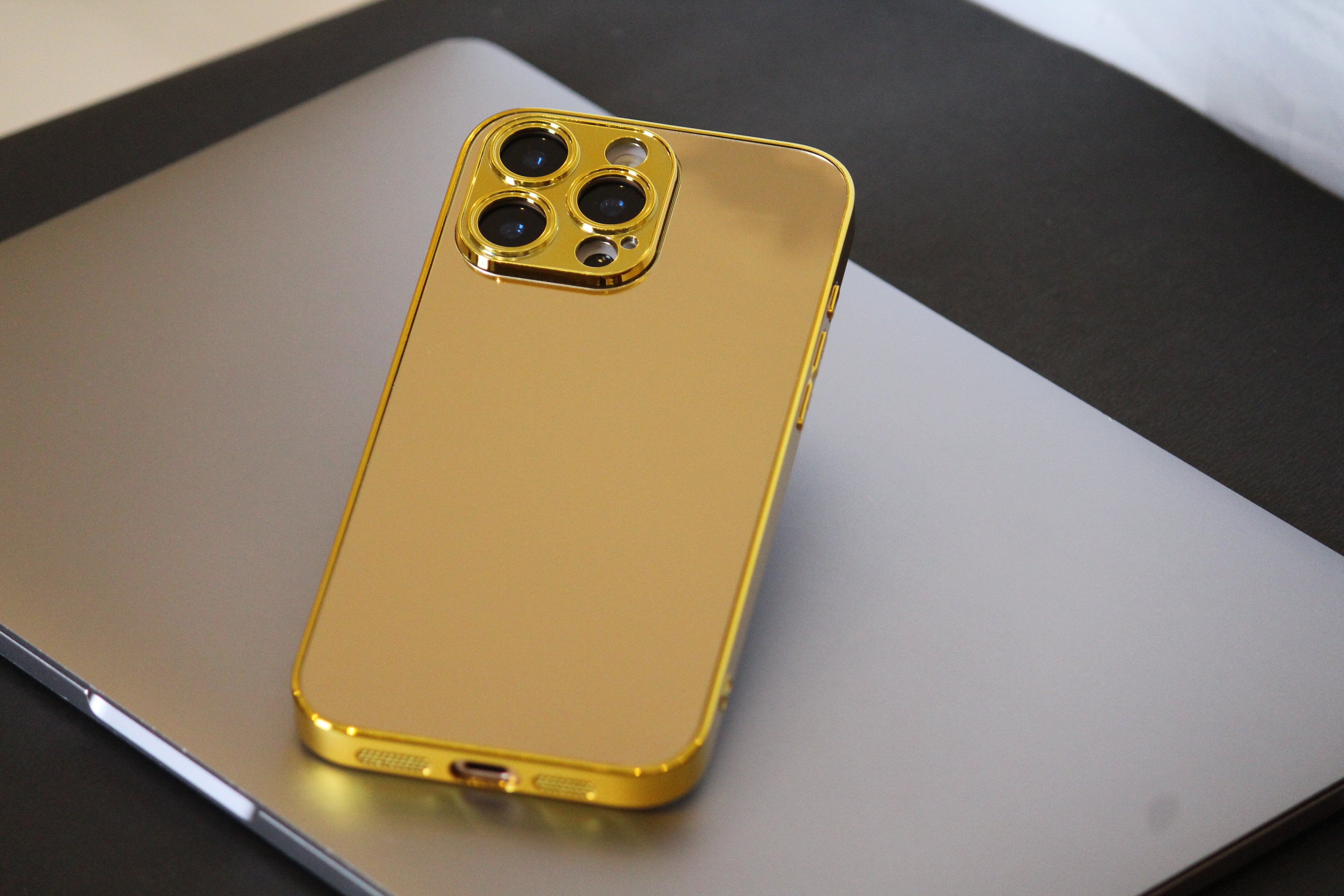 Gold Electroplated 360 Degrees Protection Premium Case iPhone cover – JustAndBest India