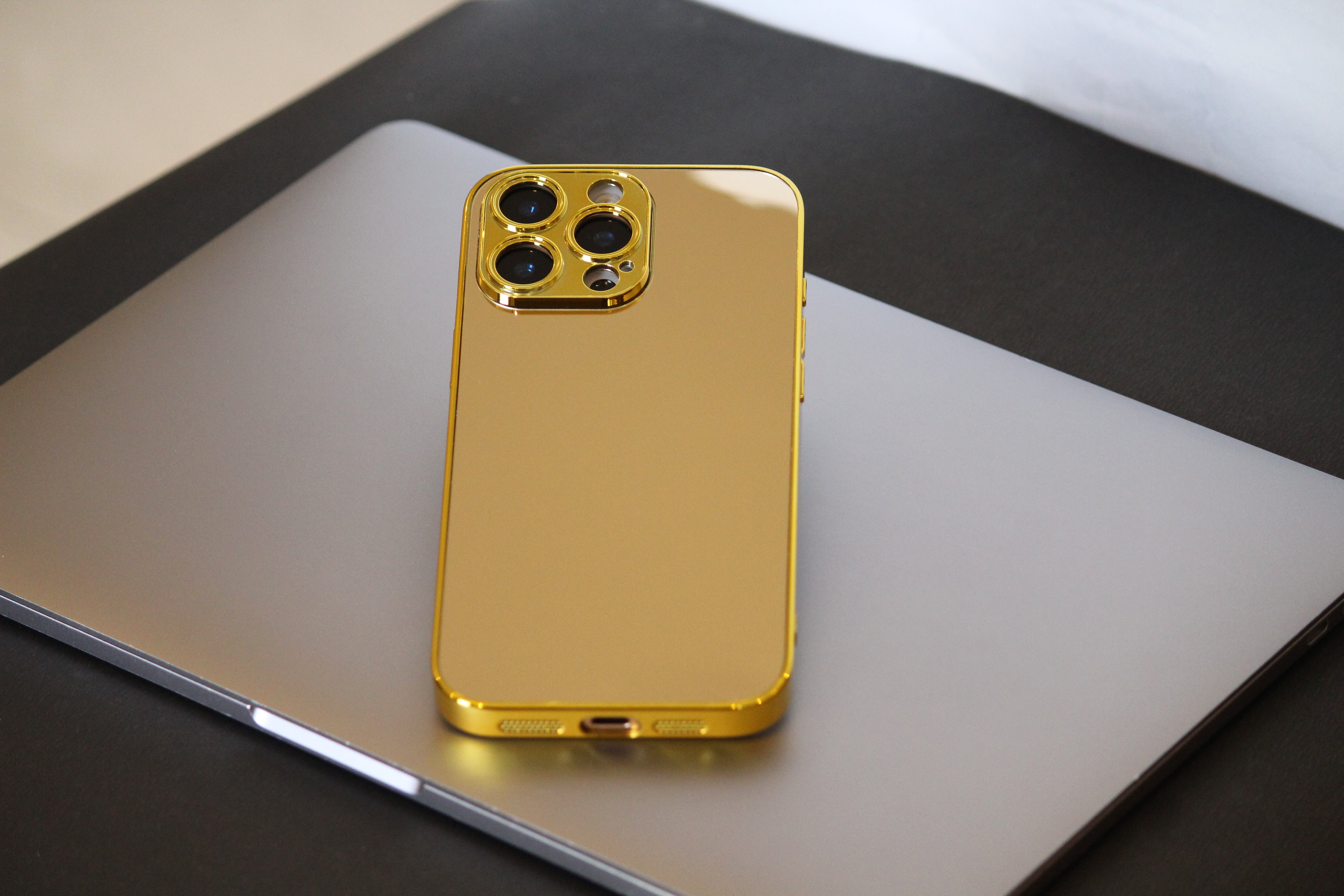 Gold Electroplated 360 Degrees Protection Premium Case iPhone cover – JustAndBest India