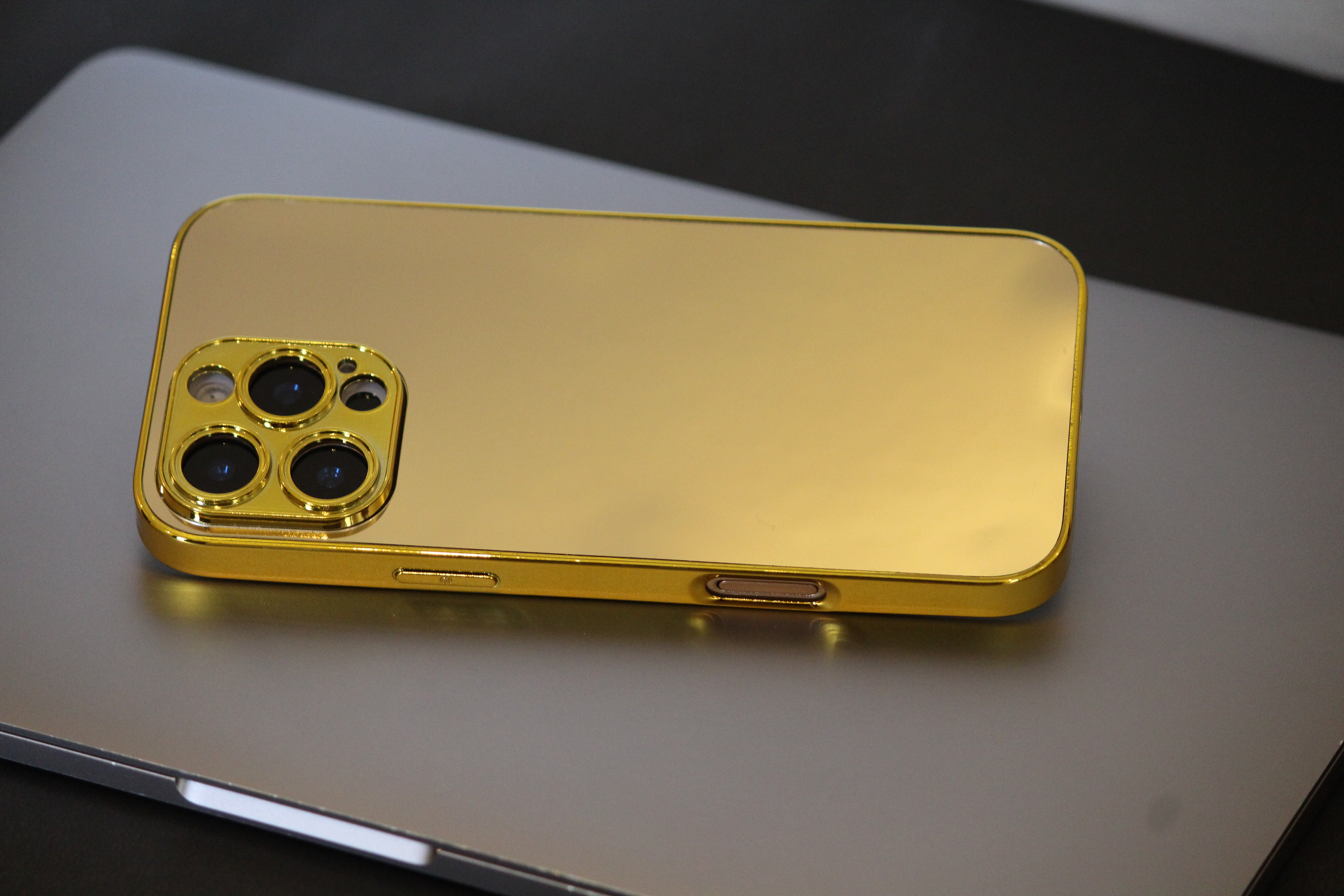 Gold Electroplated 360 Degrees Protection Premium Case iPhone cover – JustAndBest India