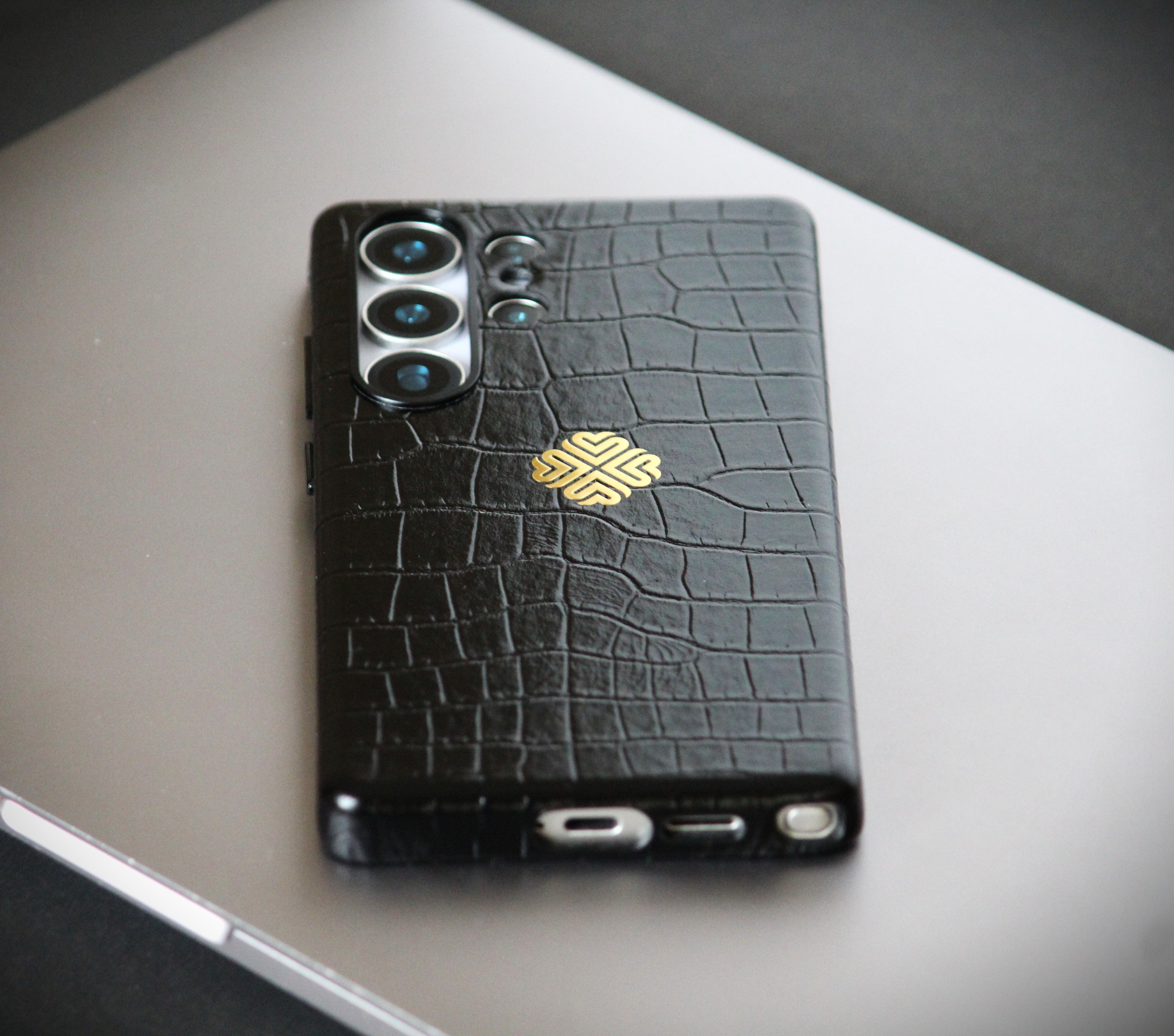 Samsung Galaxy S25 Ultra Cover Leather S25 Ultra Cover - lifestyle