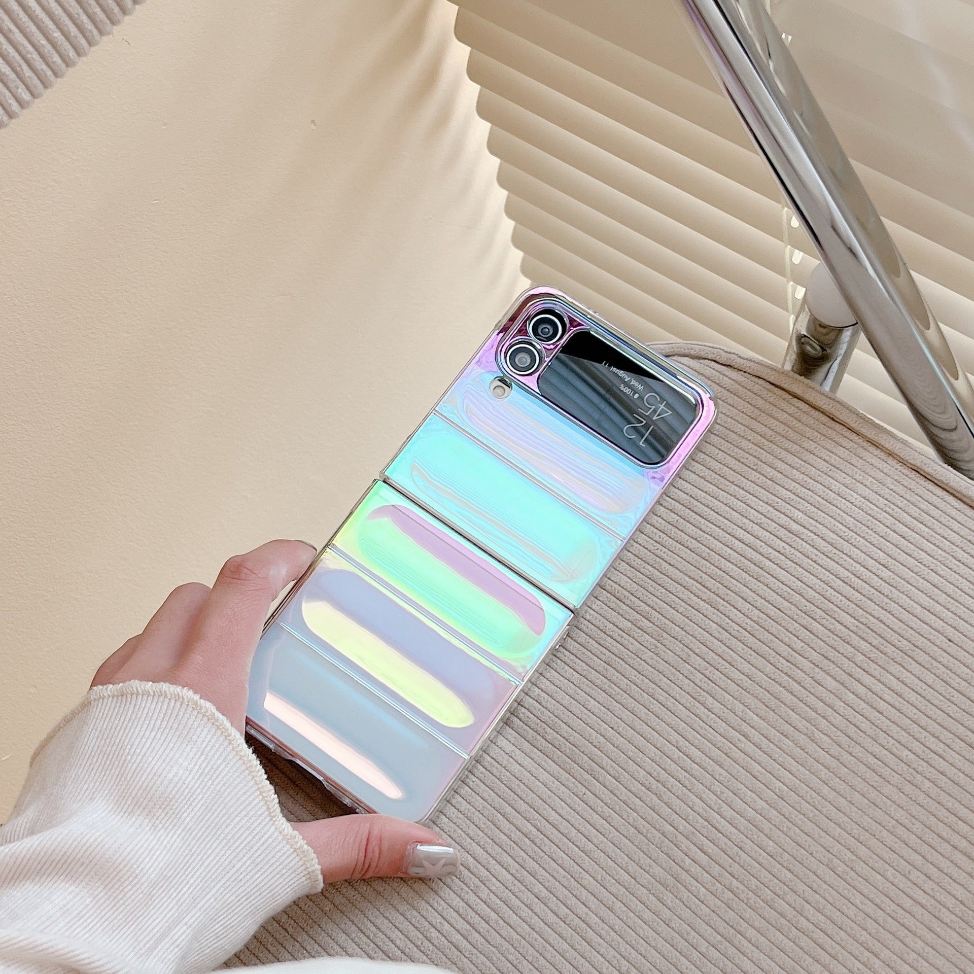 Aurora Light Effect Shiny Premium Cover iPhone cover – JustAndBest India