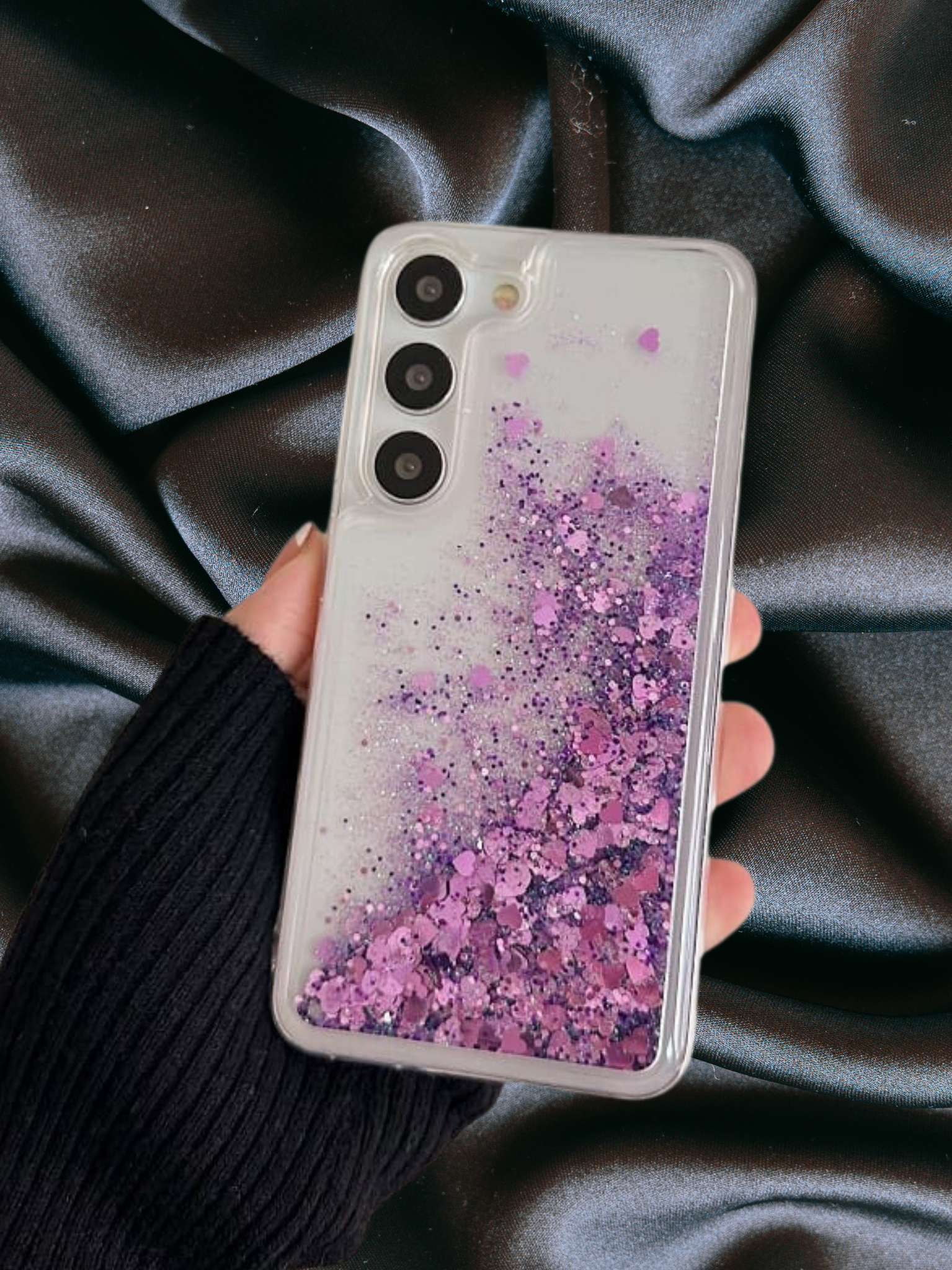 Elegant Moving Hearts Glitter Quicksand Cover iPhone cover – JustAndBest India