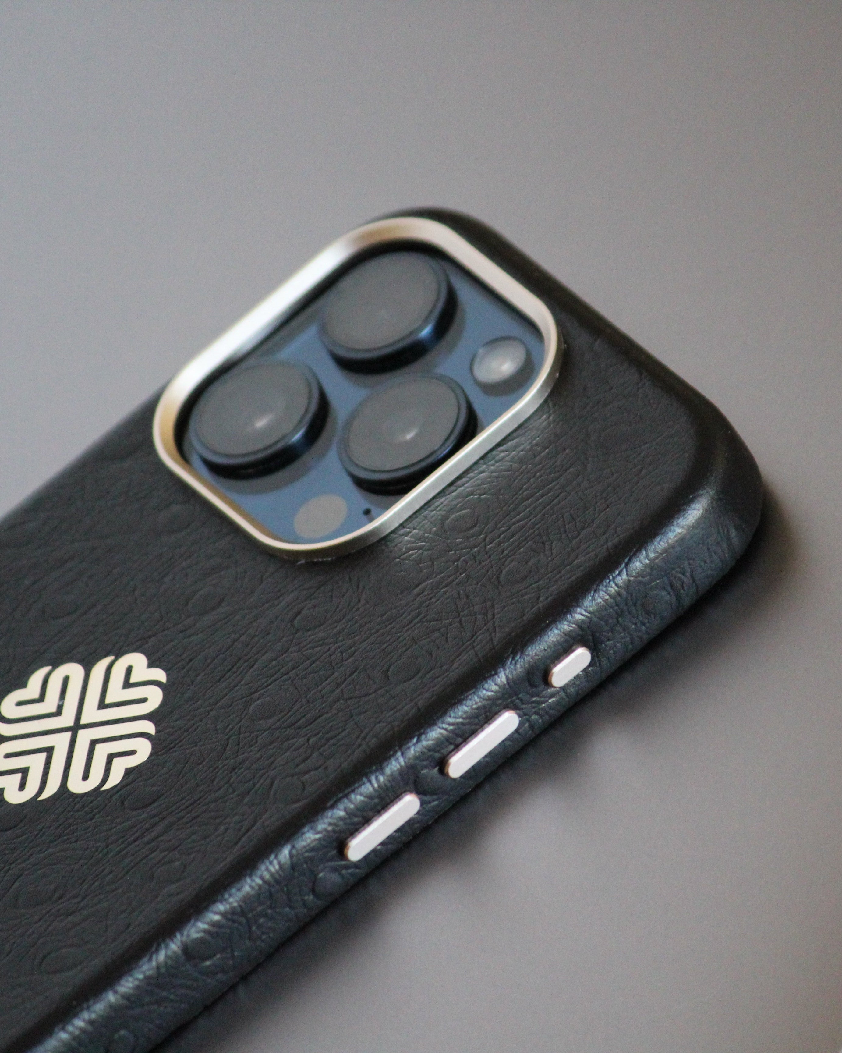 black leather cover iphone 15 pro max