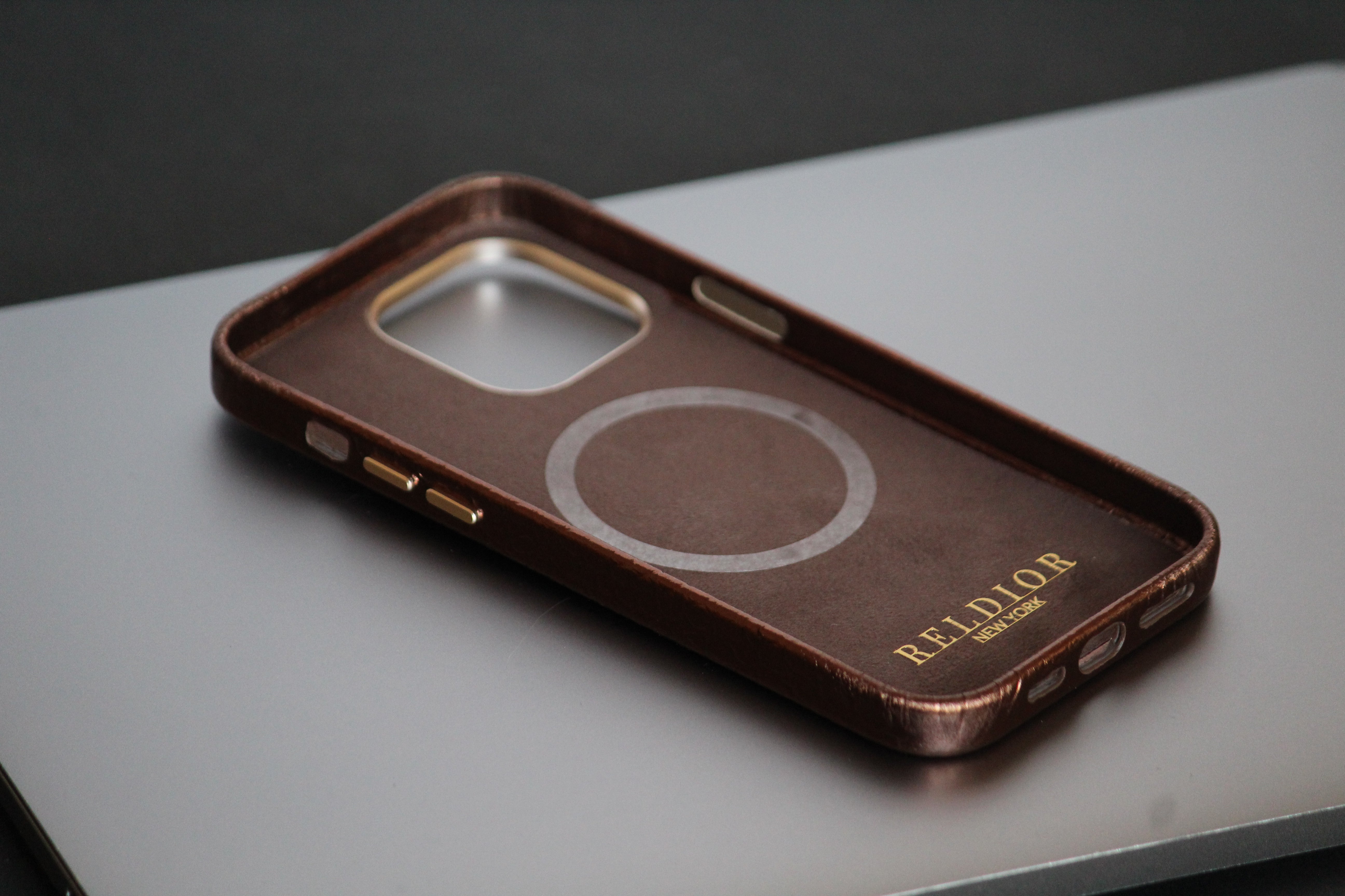 brown iphone 15 pro cover for men