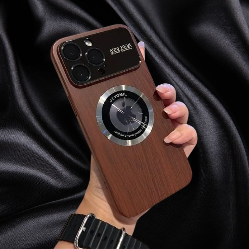 iPhone 14 Wooden Style Slim Case - protective case detail