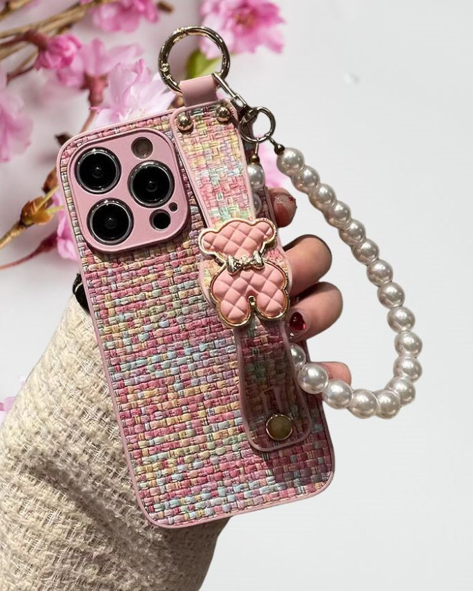 iPhone 16 case with comfortable grip