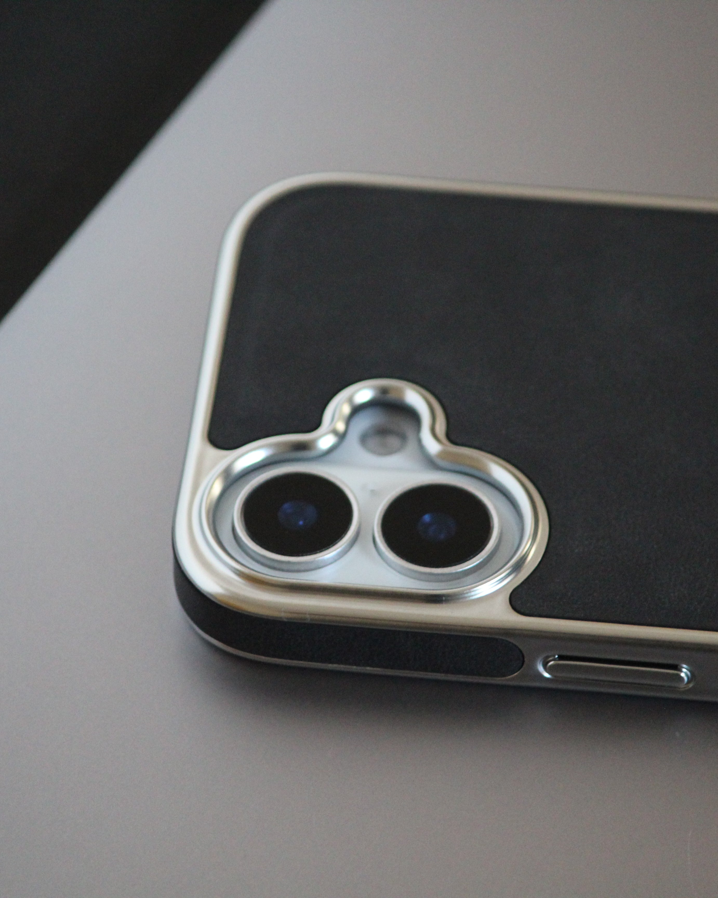 iPhone 17 Alcantara Leather Cover - lifestyle