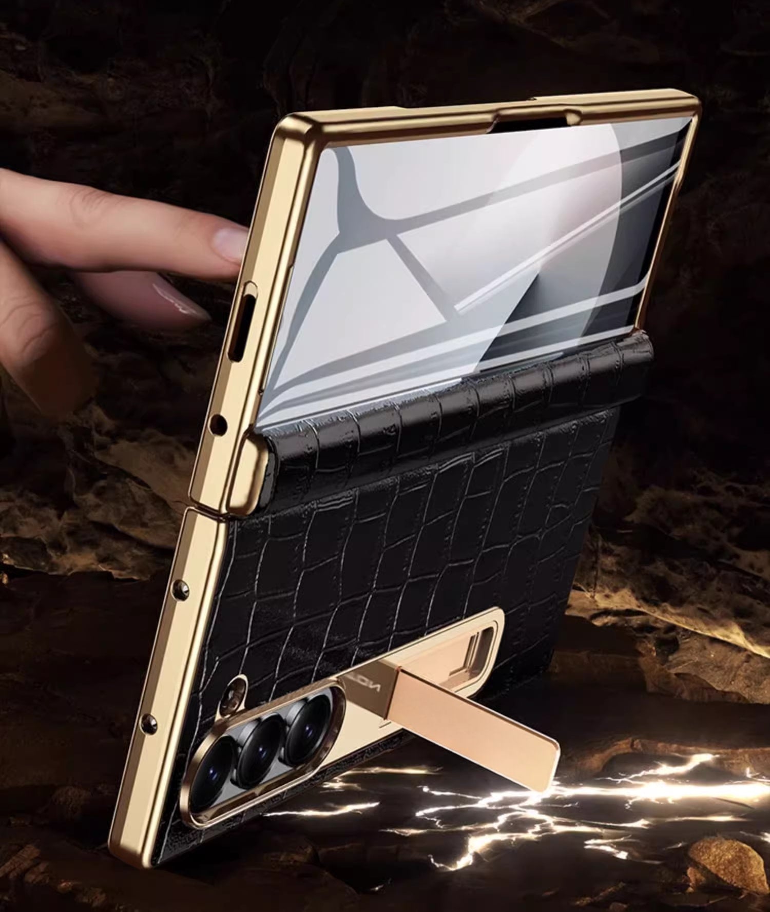 Samsung Galaxy Z Fold 4 Croco Leather Cover - case features