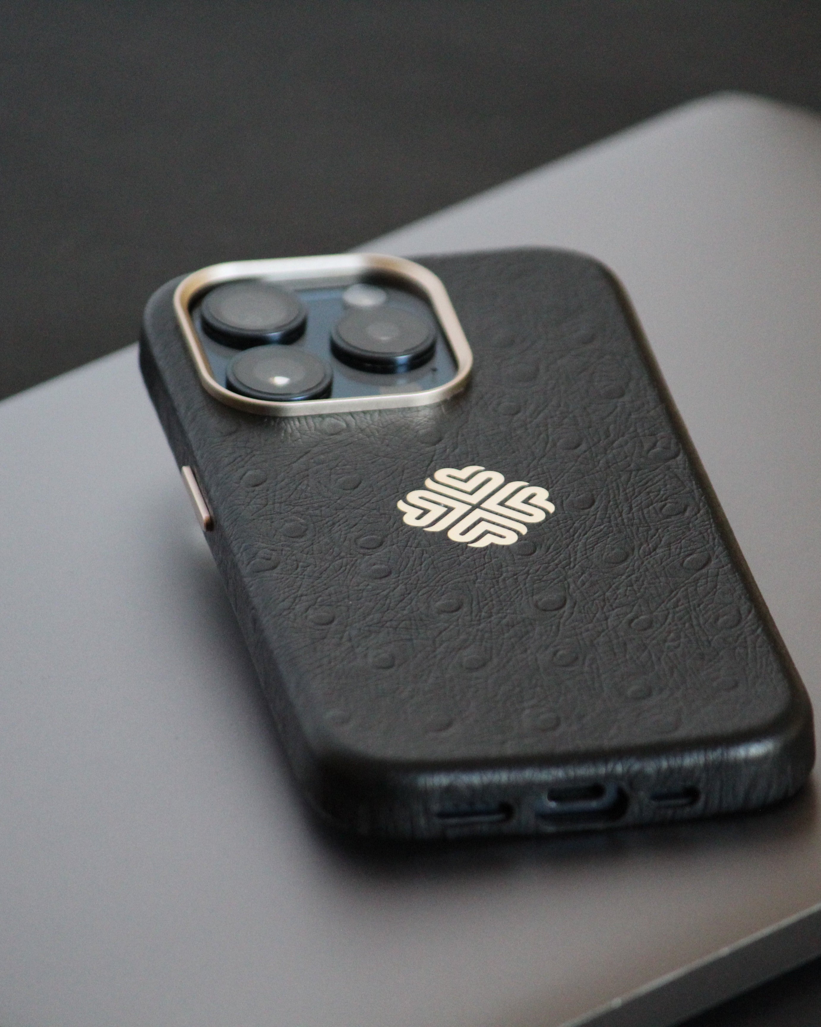 magsafe cover for men