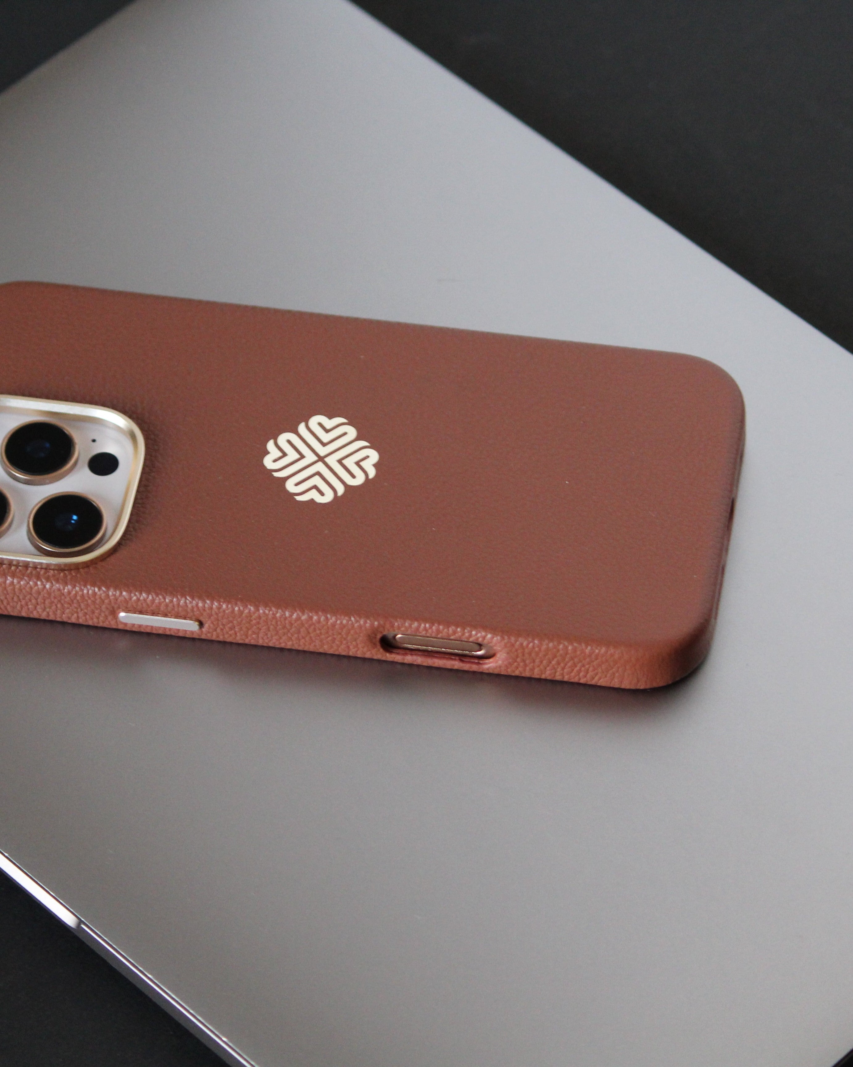 iPhone 16 Series Saddle Brown - lifestyle