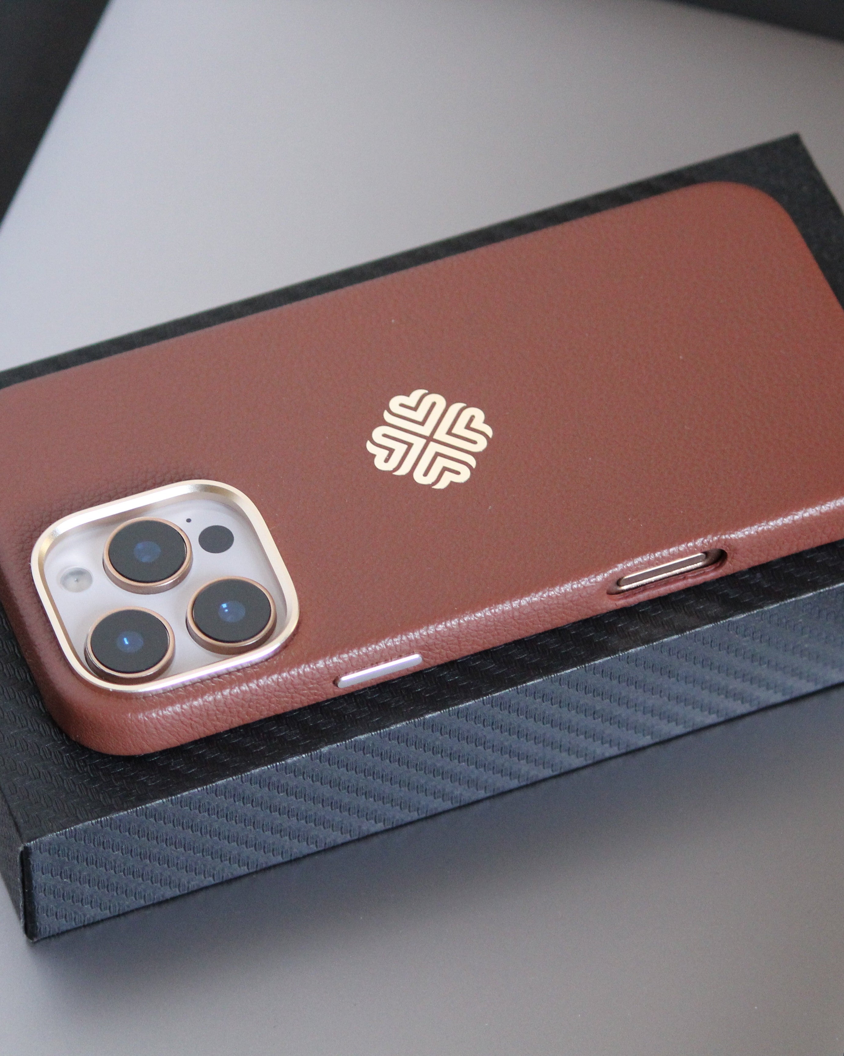 iPhone 16 Series Saddle Brown - phone case