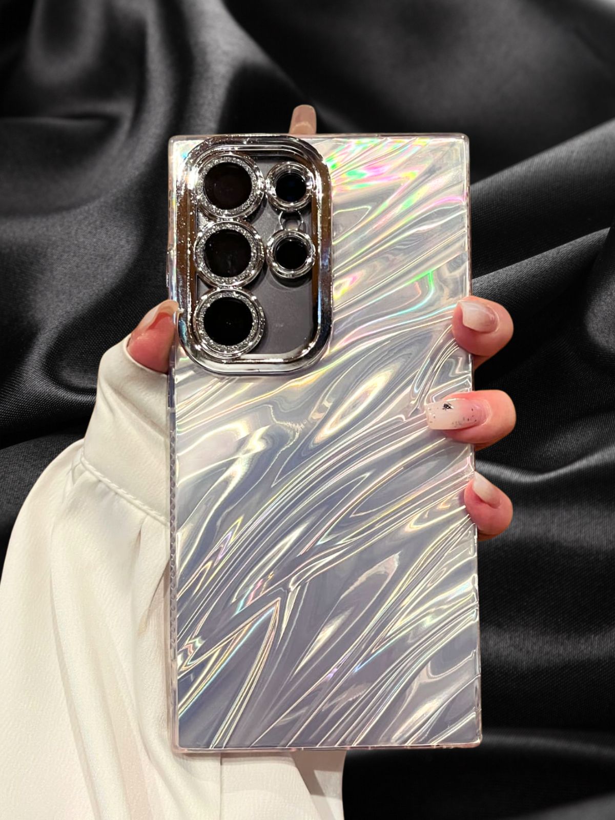 Zazzy 3D Shining Effect Cover iPhone cover – JustAndBest India