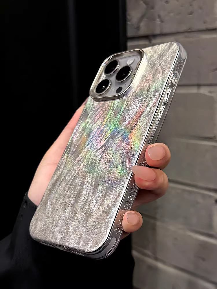 iPhone 14 Plus Zazzy 3D Shining Effect Cover - slim profile