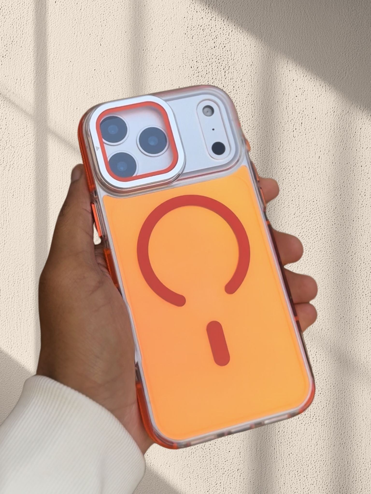 iPhone 17 Series Zazzy Effect Lens Protection Cover - protective case detail