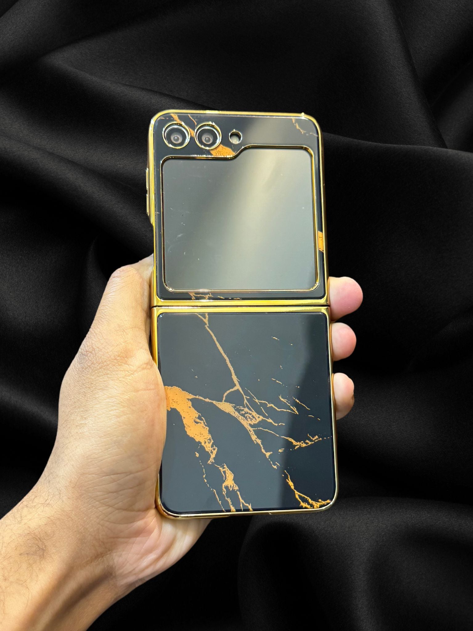 Samsung Galaxy Z Flip 5 Plated Marble Pattern Cover - protective case detail