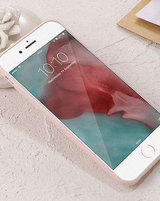 3D Badges iPhone SE 2020 cover