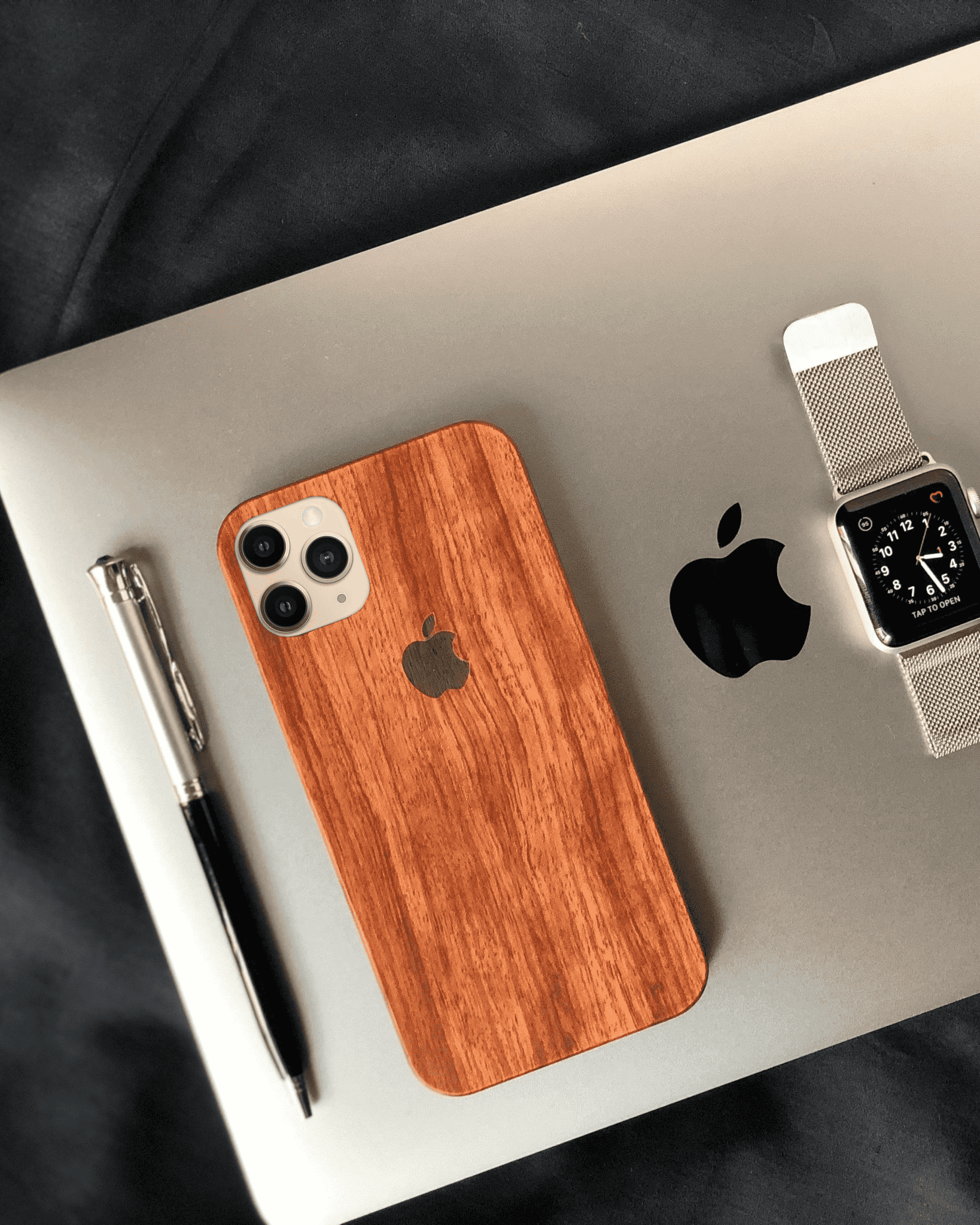 -iPhone SE 2020 Cover-iPhone SE 2020-JustAndBest.com