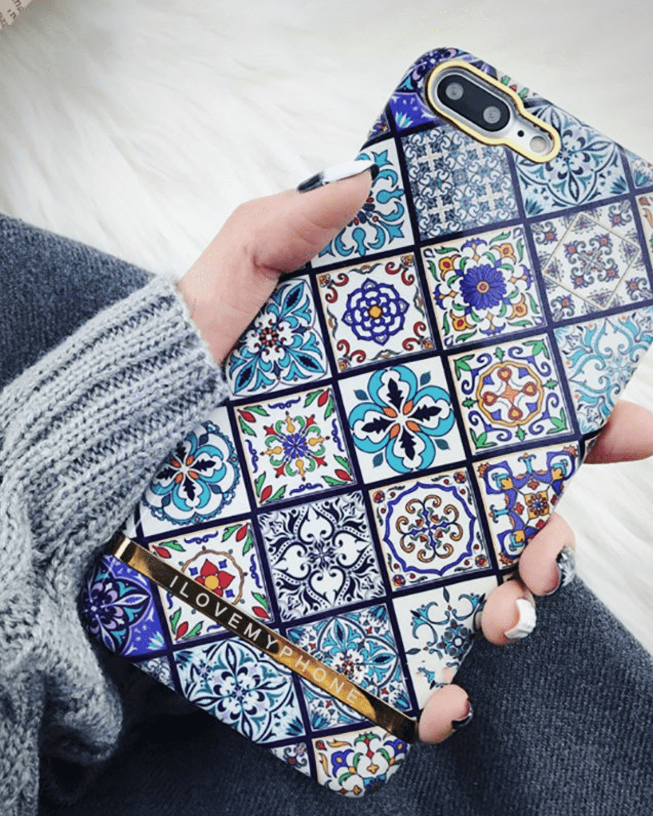 Retro Geometric Pattern Glossy Case