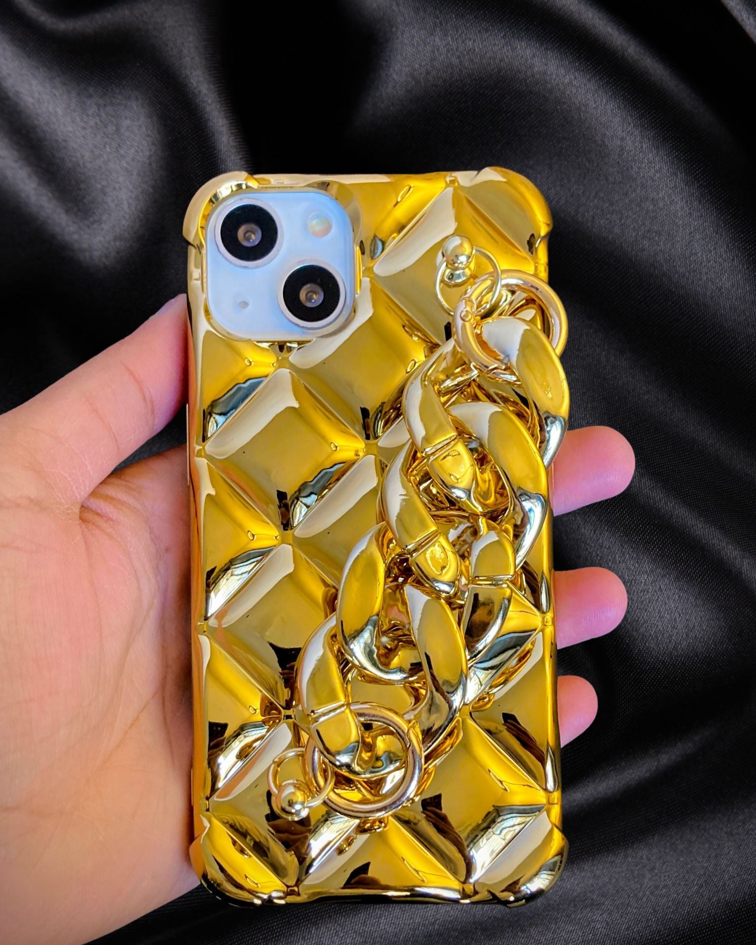 iphone 14 pro Glossy Bracelet Cover