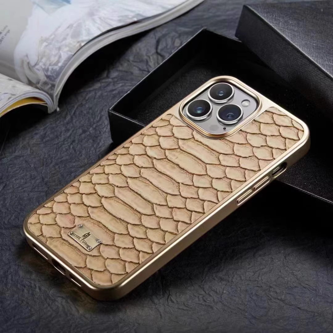 iPhone 16 Leather Cases