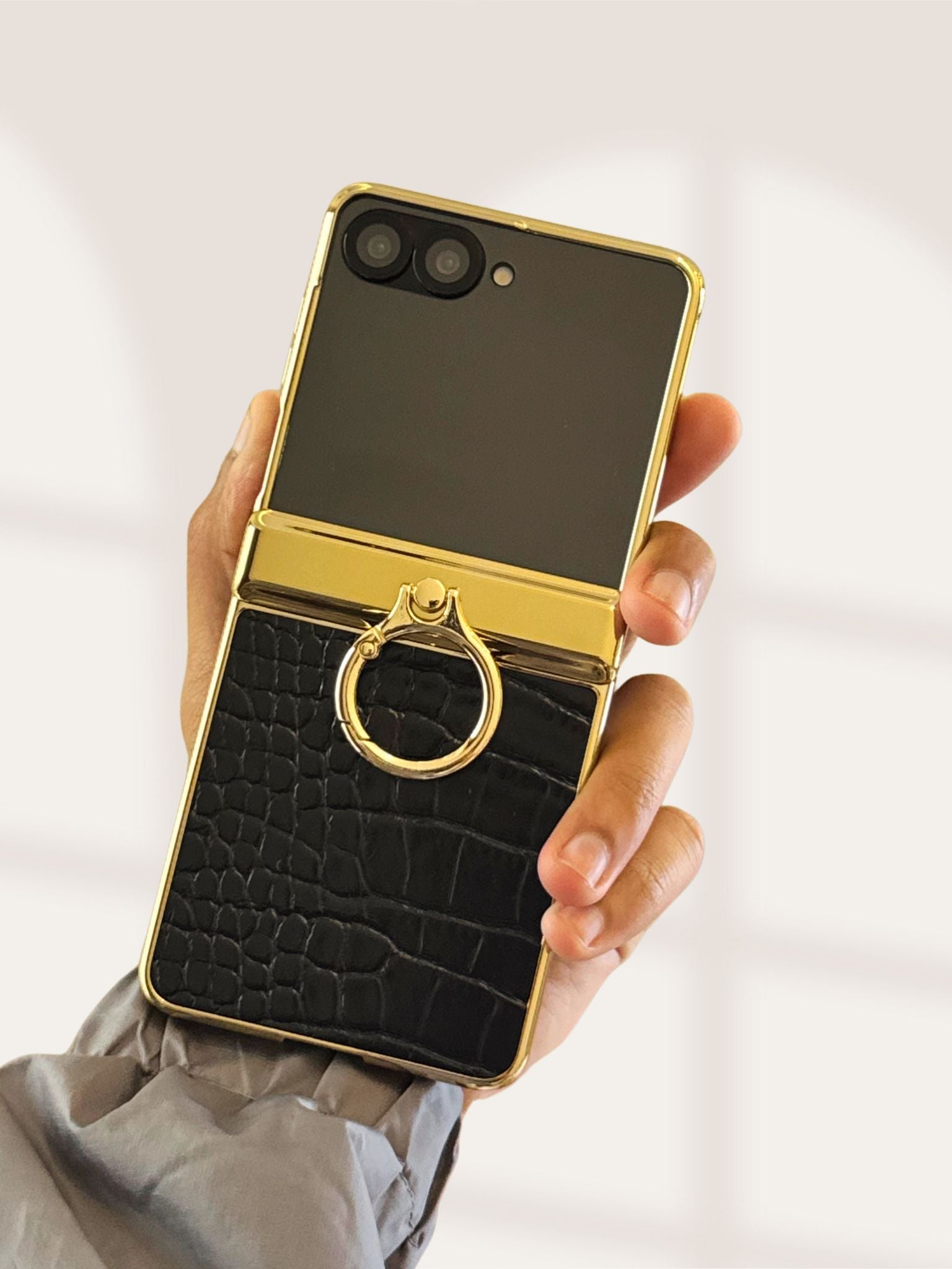 Samsung Galaxy Z Flip 5 Gold Electroplated Croco Leather Cover() - lifestyle
