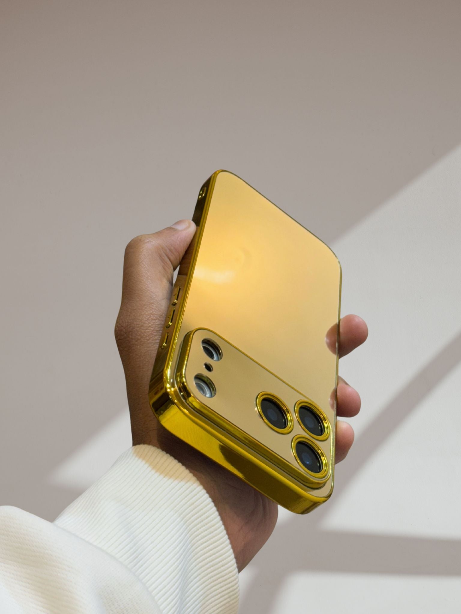 iPhone 17 Series Gold Electroplated Protection Case - colour options