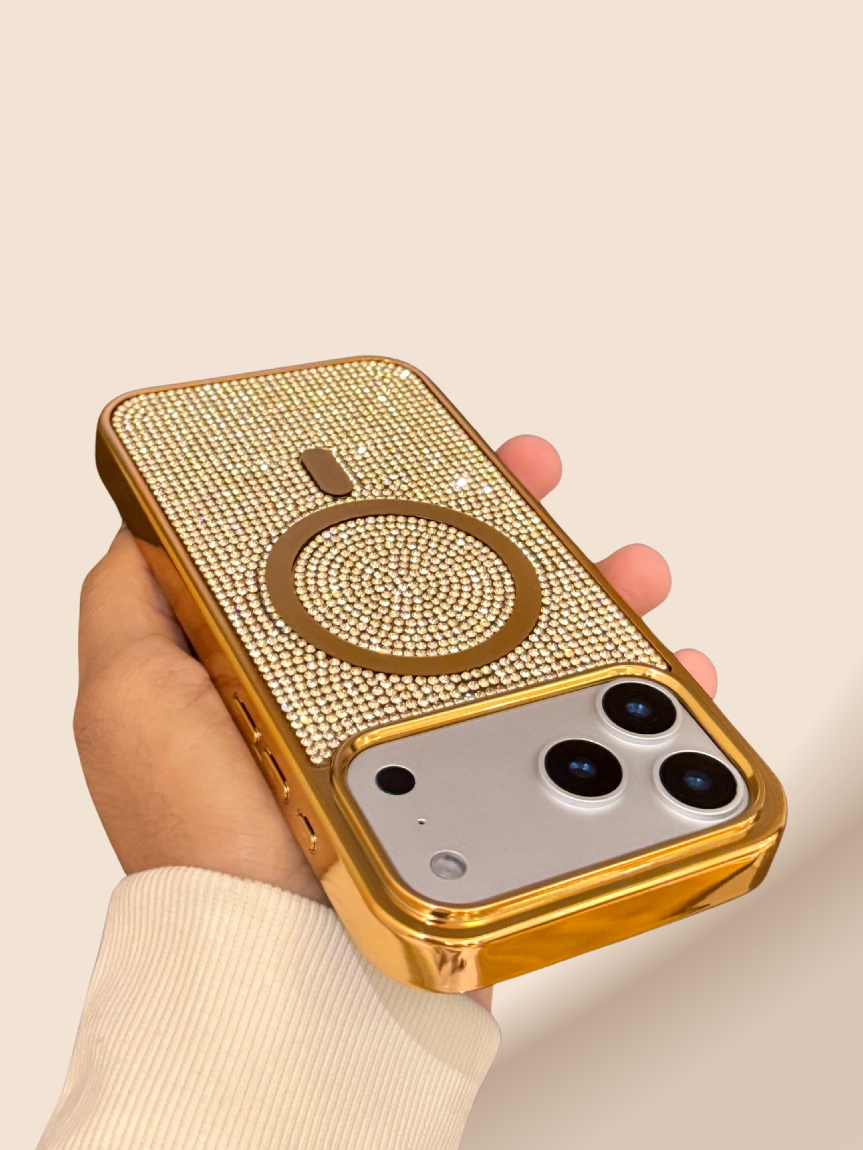 iPhone 17 Series Diamond Rhinestones Cover - protective case detail
