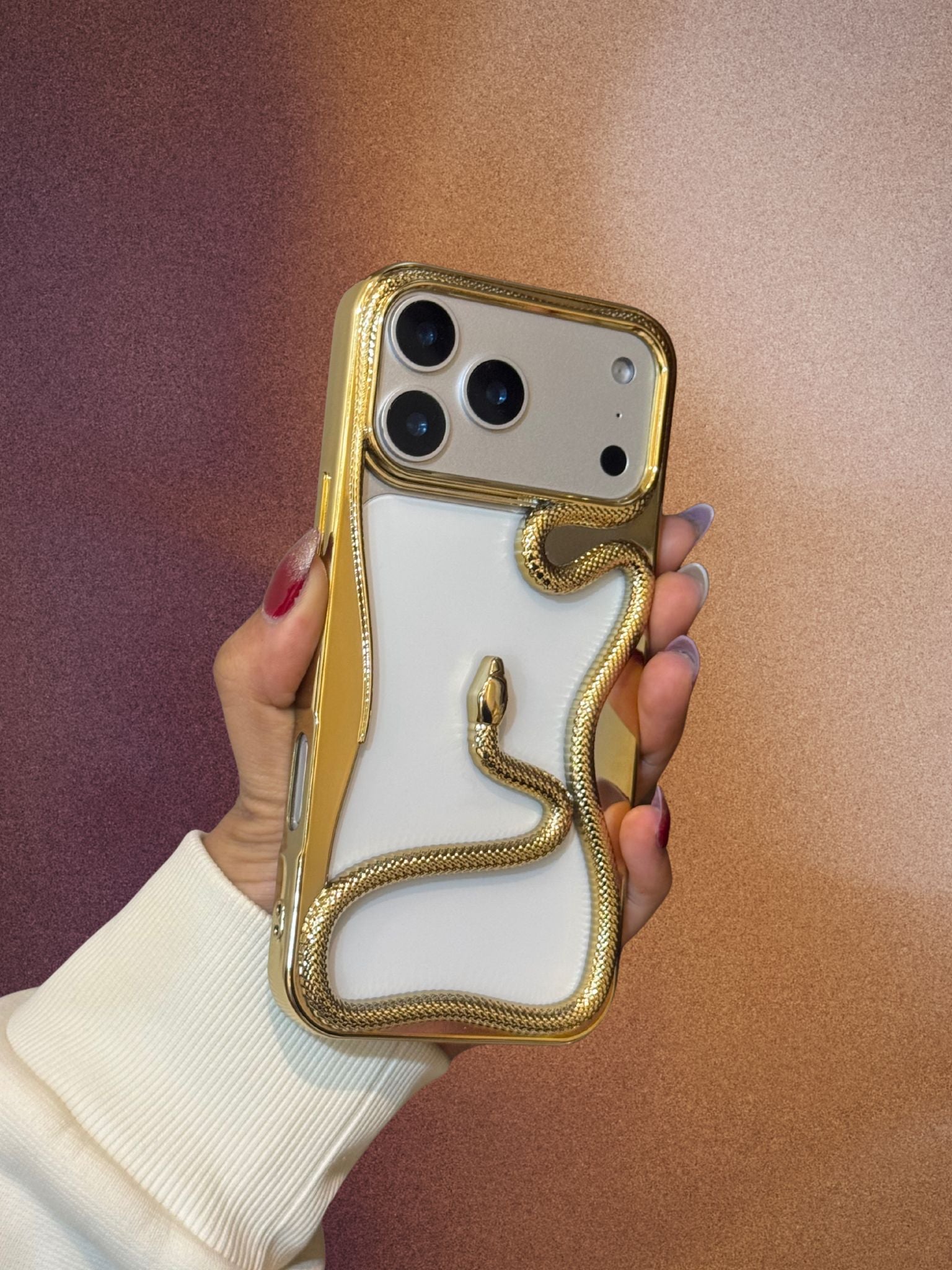 iPhone 17 Series 3D Snake Cover - case features