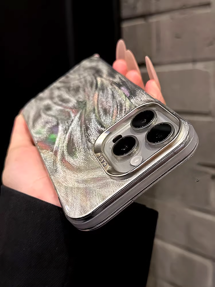 iPhone 14 Plus Zazzy 3D Shining Effect Cover | Designer Case