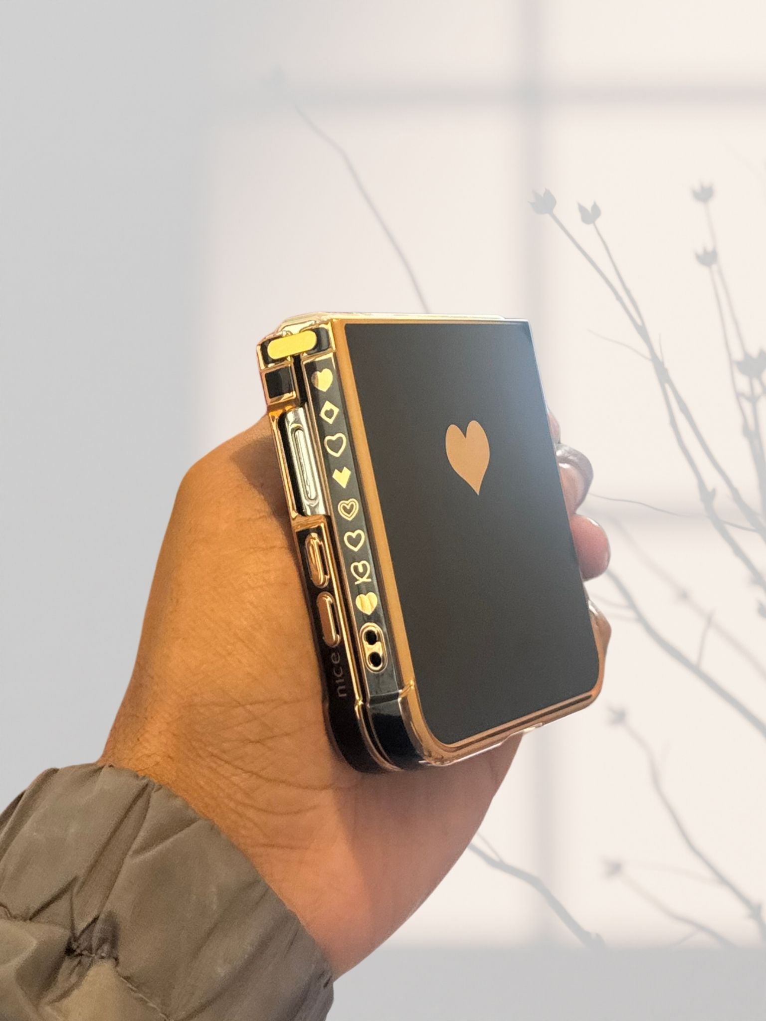 Cute Heart Glossy Cover iPhone cover – JustAndBest India