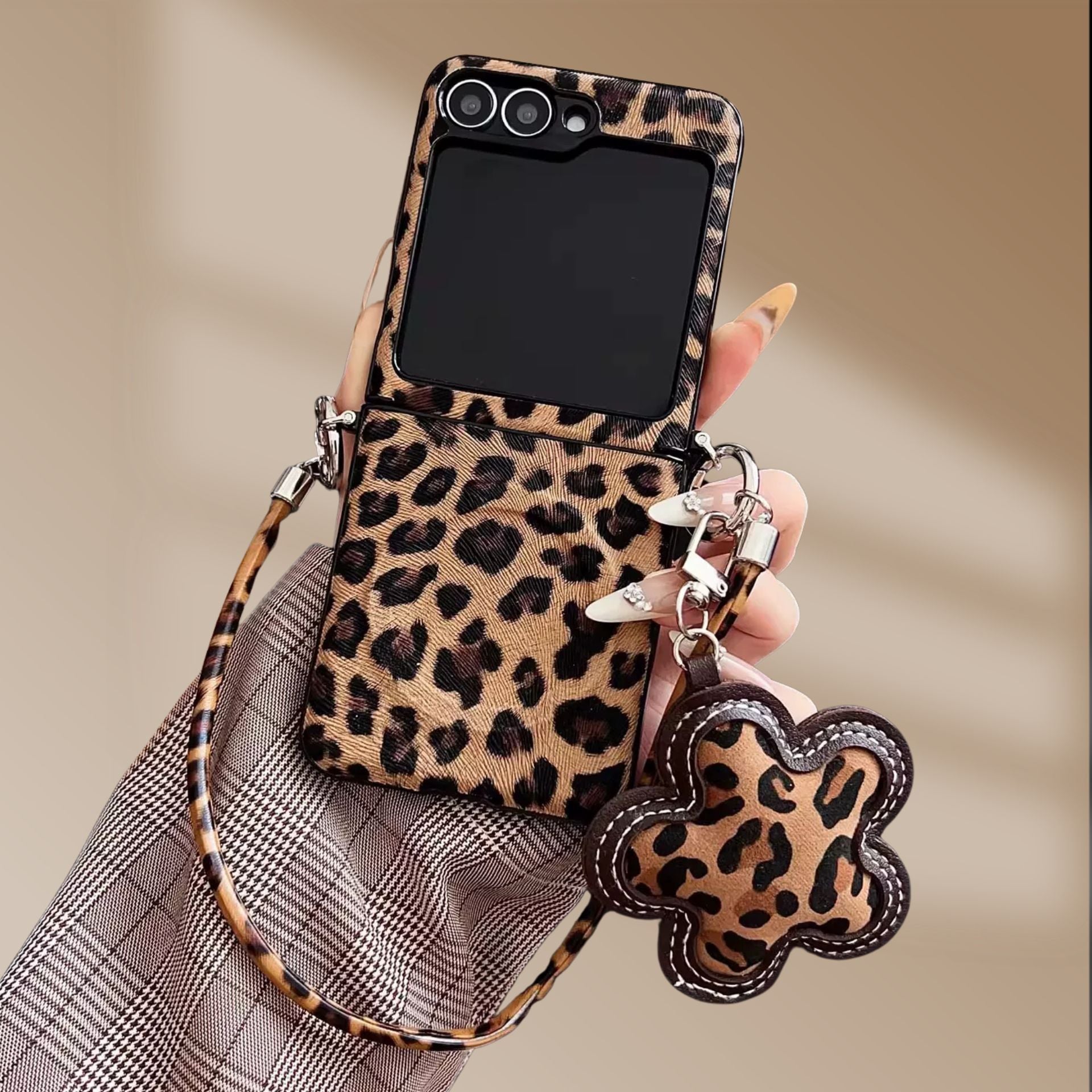 Samsung Galaxy Z Flip 5 Leopard Style Cover | Phone Accessory