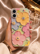 iPhone 17 Series Floral Glossy Glitter Cover - protective case detail