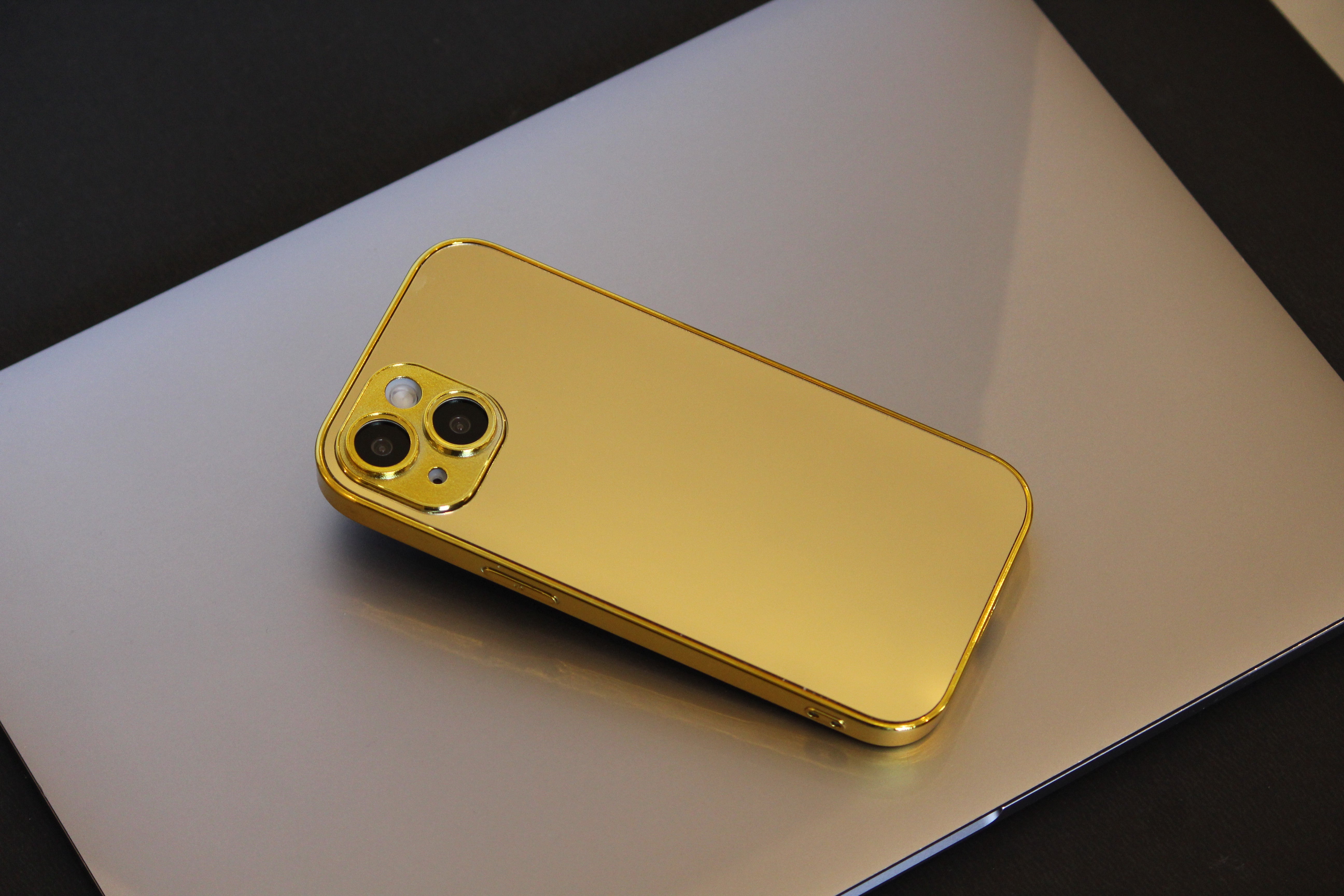 iPhone 15 Gold Electroplated Protection Case - slim profile