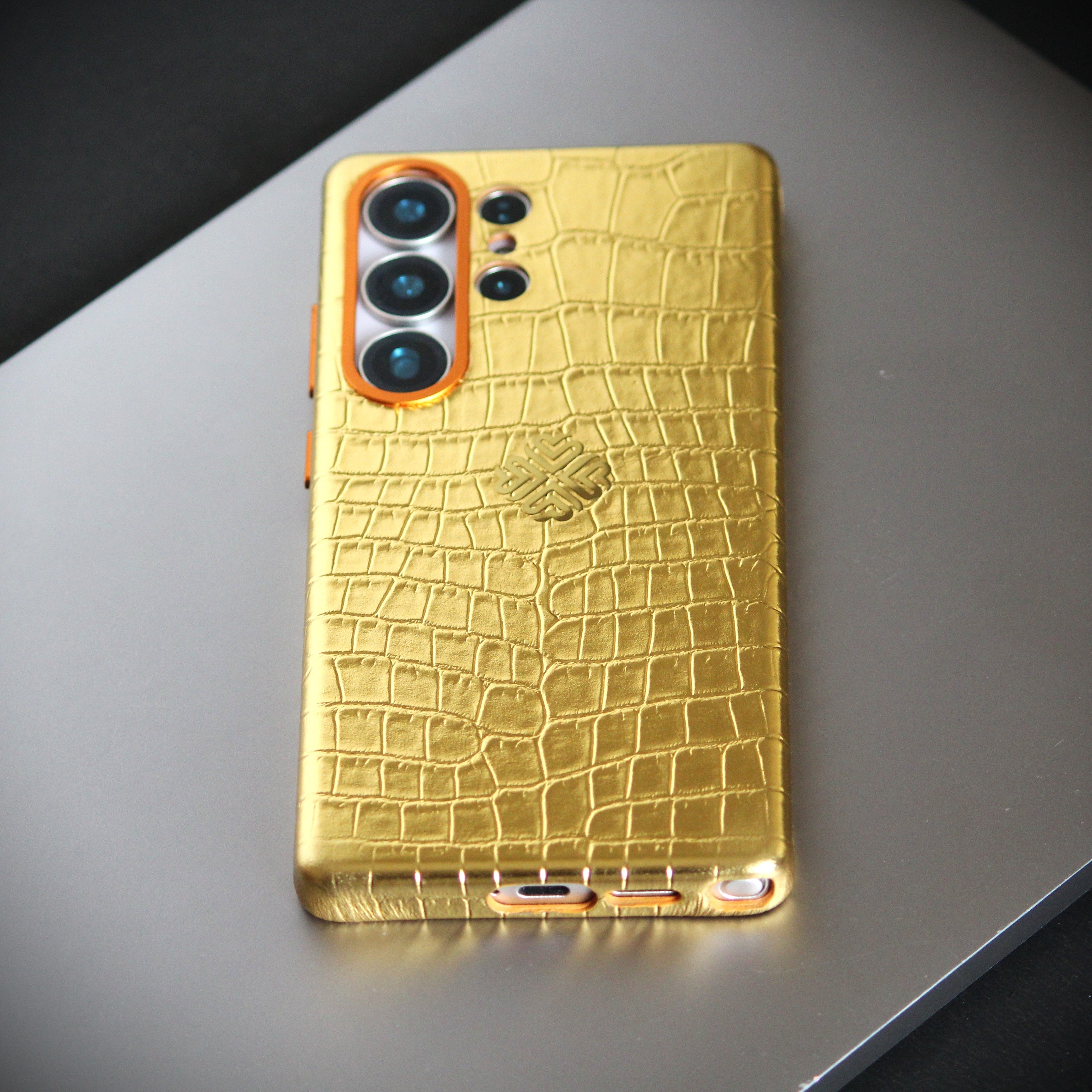 Samsung Galaxy S25 Ultra Cover Leather S25 Ultra Cover - lifestyle
