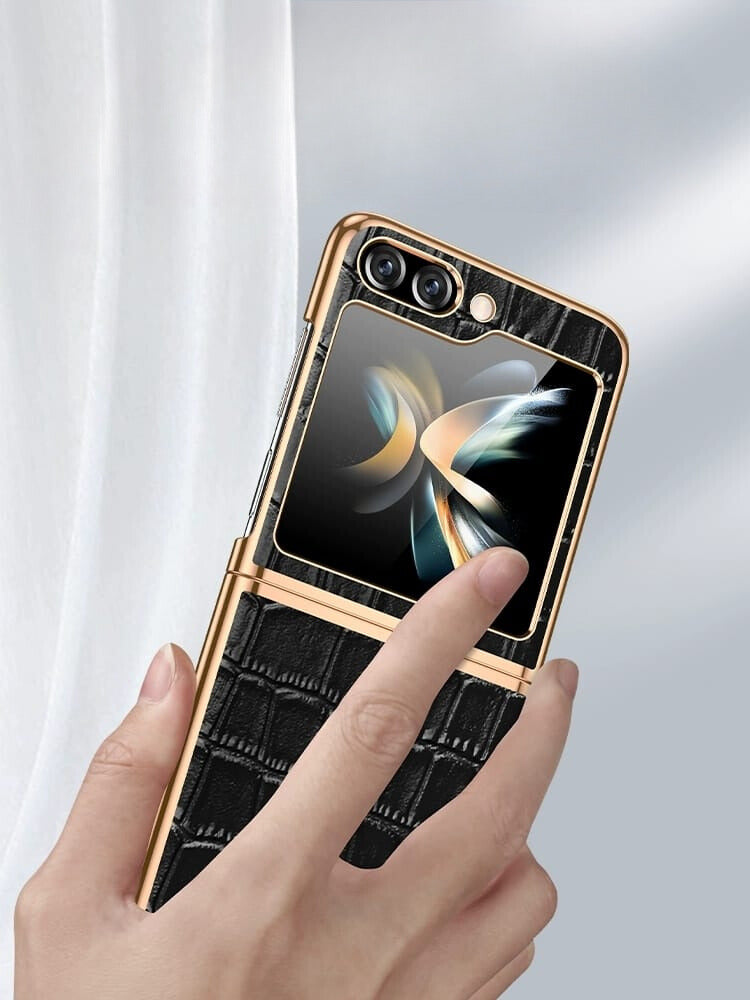 Samsung Galaxy Z Flip 5 Gold Electroplated Croco Pattern Leather Cover - protective case detail