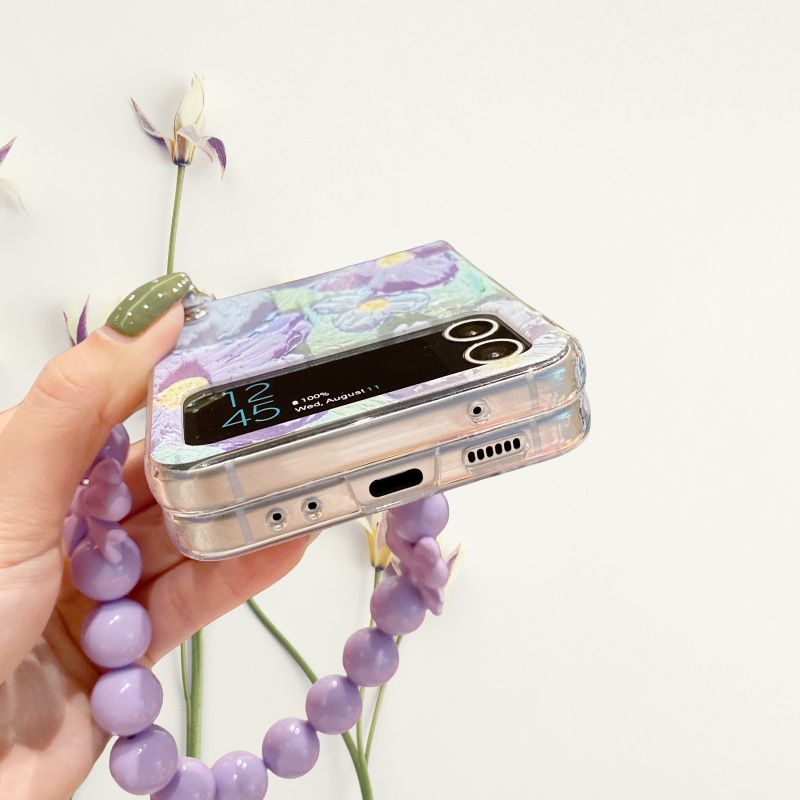 Samsung Galaxy Z Flip 3 Floral Glossy Cover - lifestyle