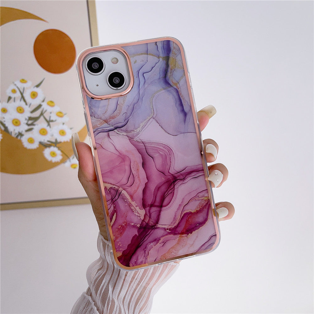 iPhone 15 Glossy Marble Pattern Case - slim profile