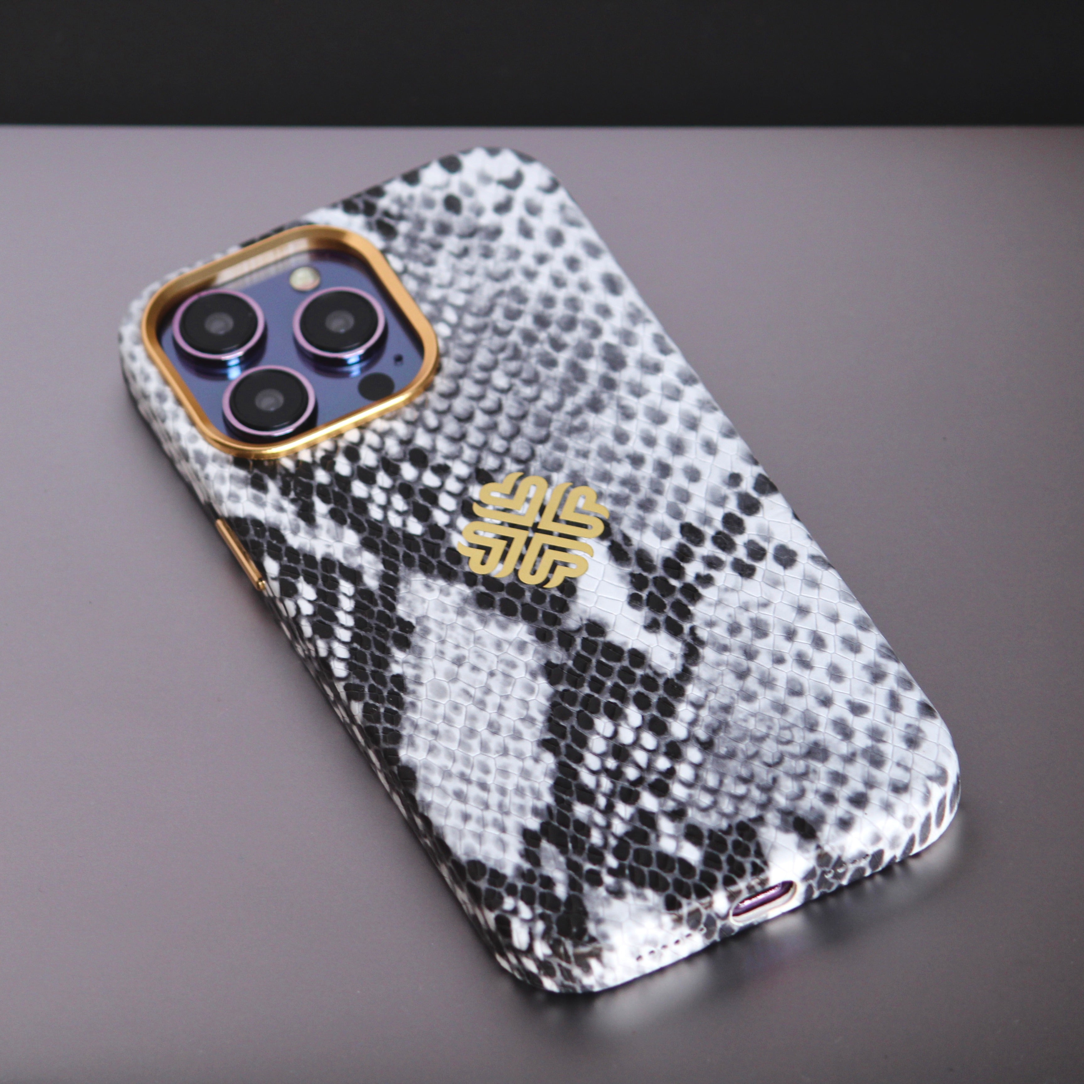 iphone 14 pro max python leather cover