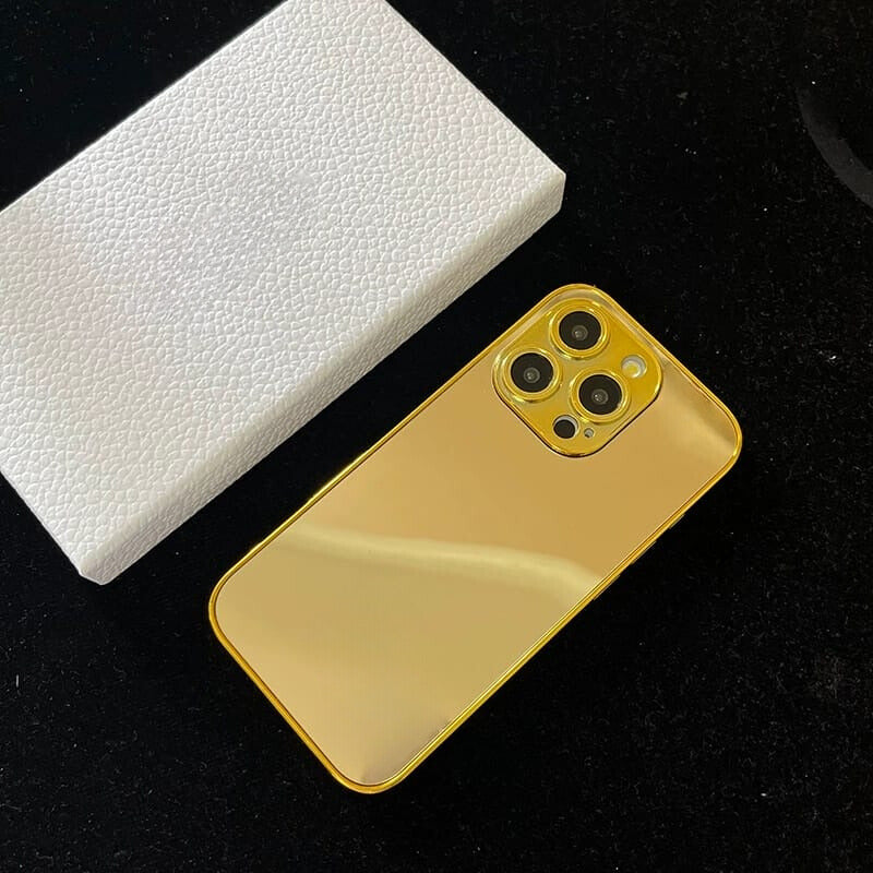 iPhone 15 Gold Electroplated Protection Case - protective case detail