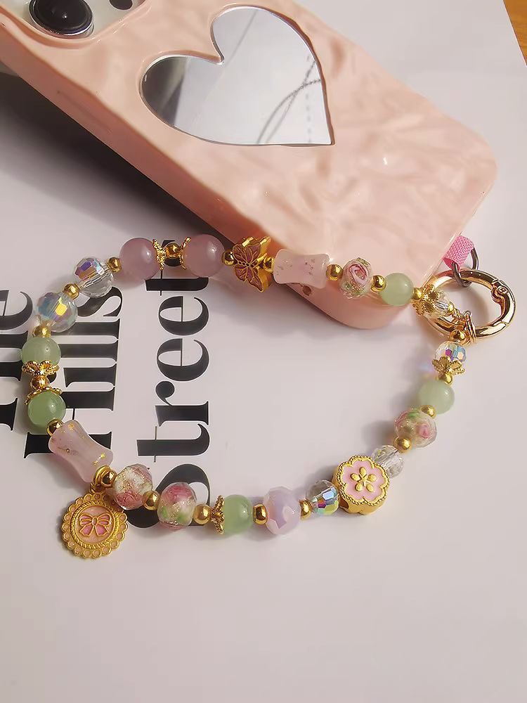 Exquisite 3D Butterfly Vintage Luxury Phone Charm - protective case detail