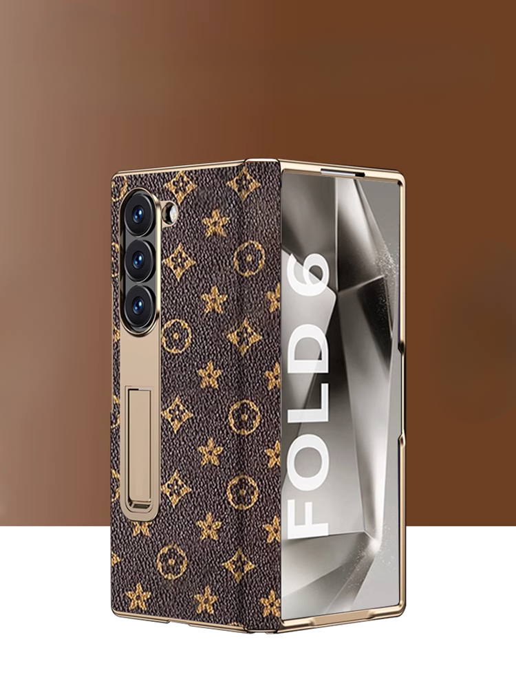 Samsung Galaxy Z Fold 4 Gold Electroplated Leather Cover () - lifestyle